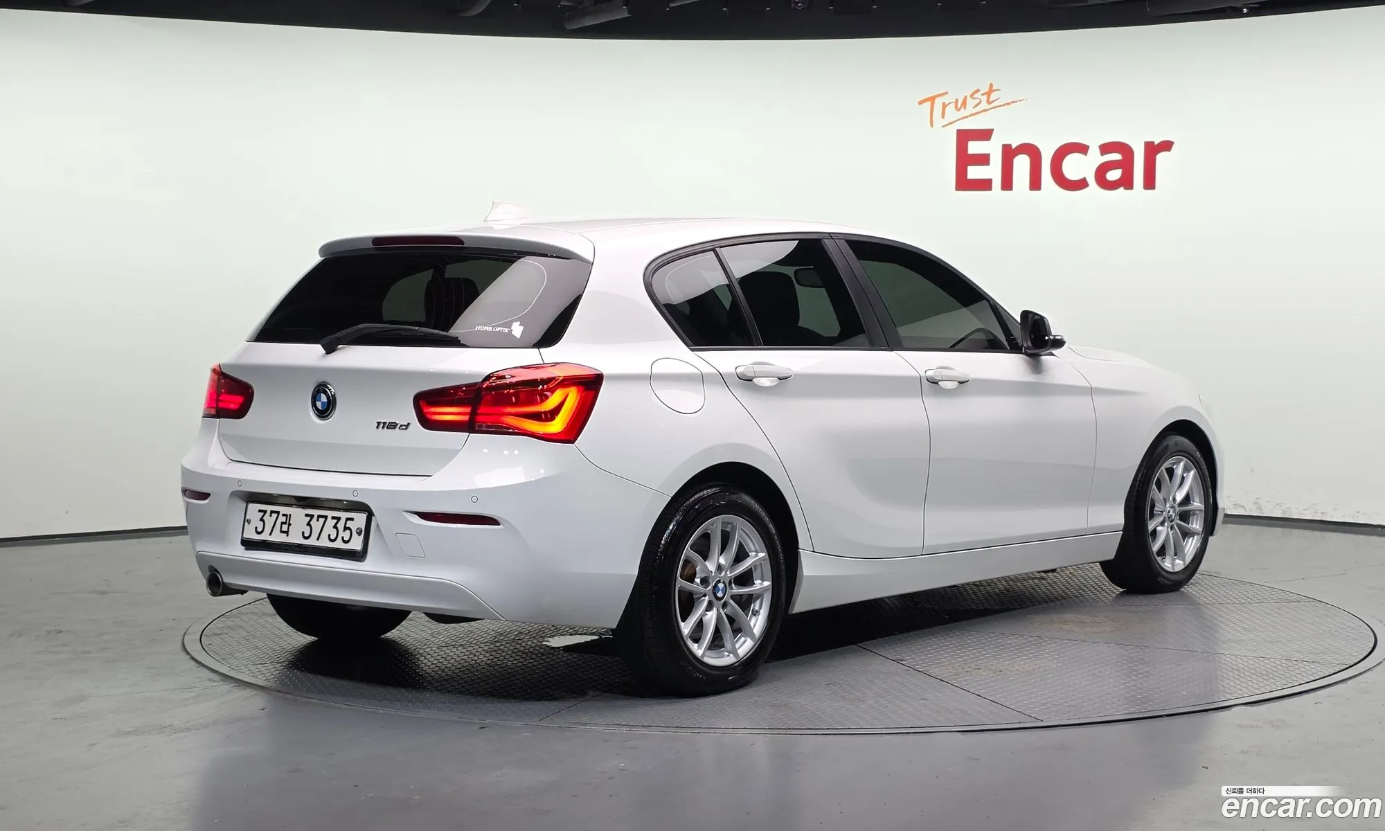 BMW 1 Series 2016 WBA1S5107H5D29013 — 17