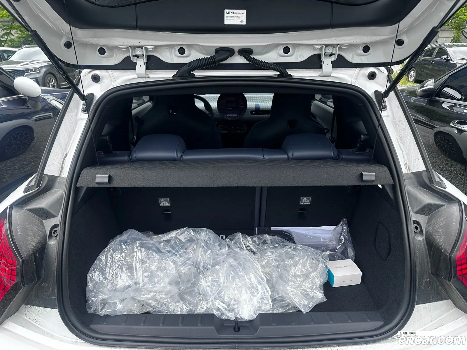 Mini Cooper Electric 2024 — 9