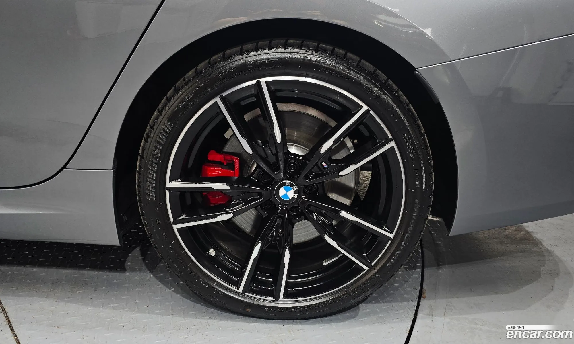BMW 3 Series 2025 — 30