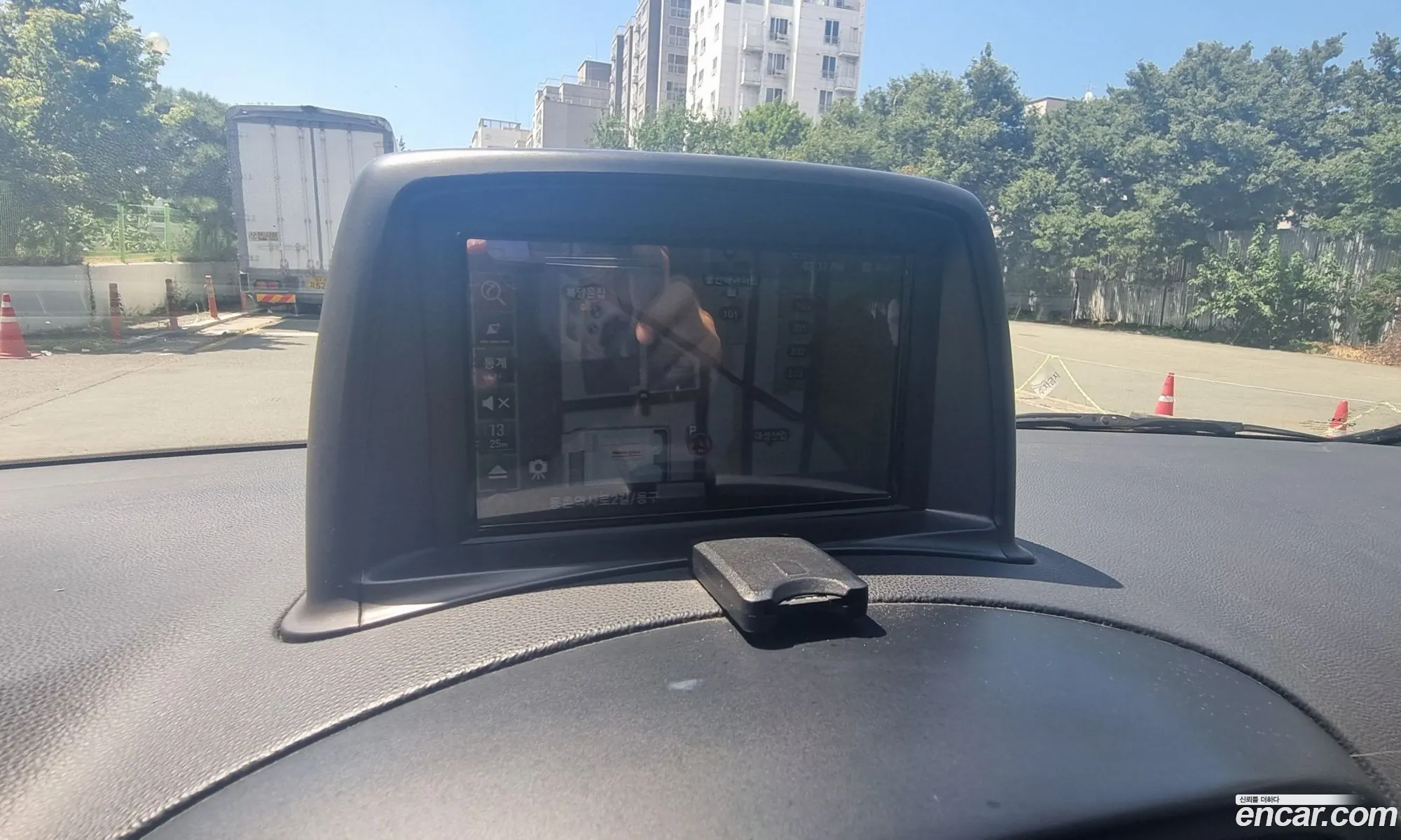 Hyundai Grand Starex 2011 — 18