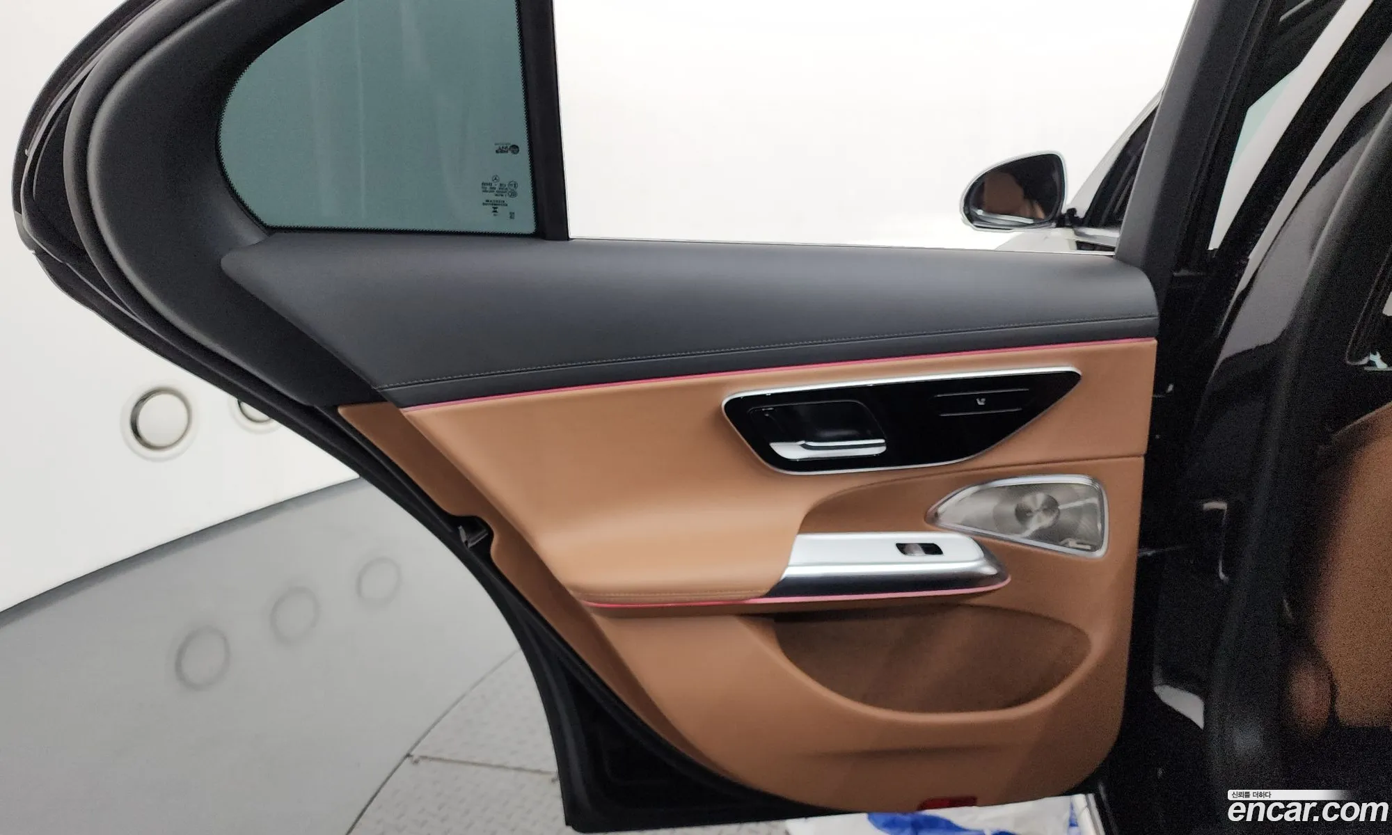Mercedes-Benz E-Class W214 2024 — 28