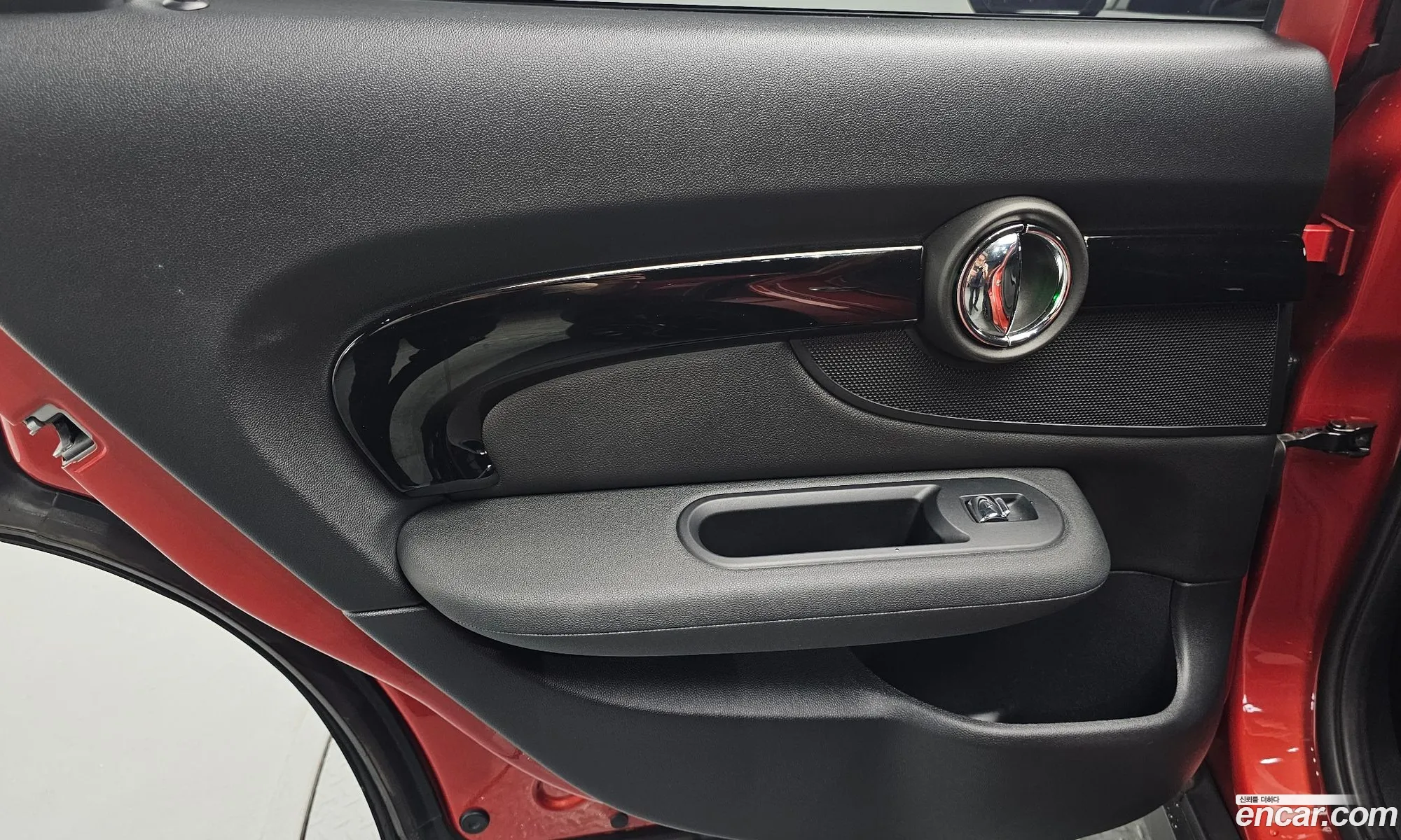 Mini Cooper Clubman 2019 — 17