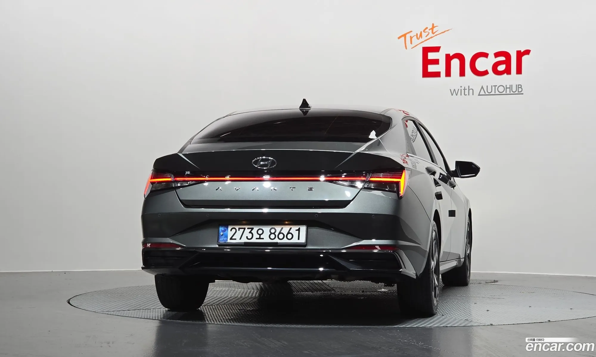 Hyundai Elantra 2022 — 2