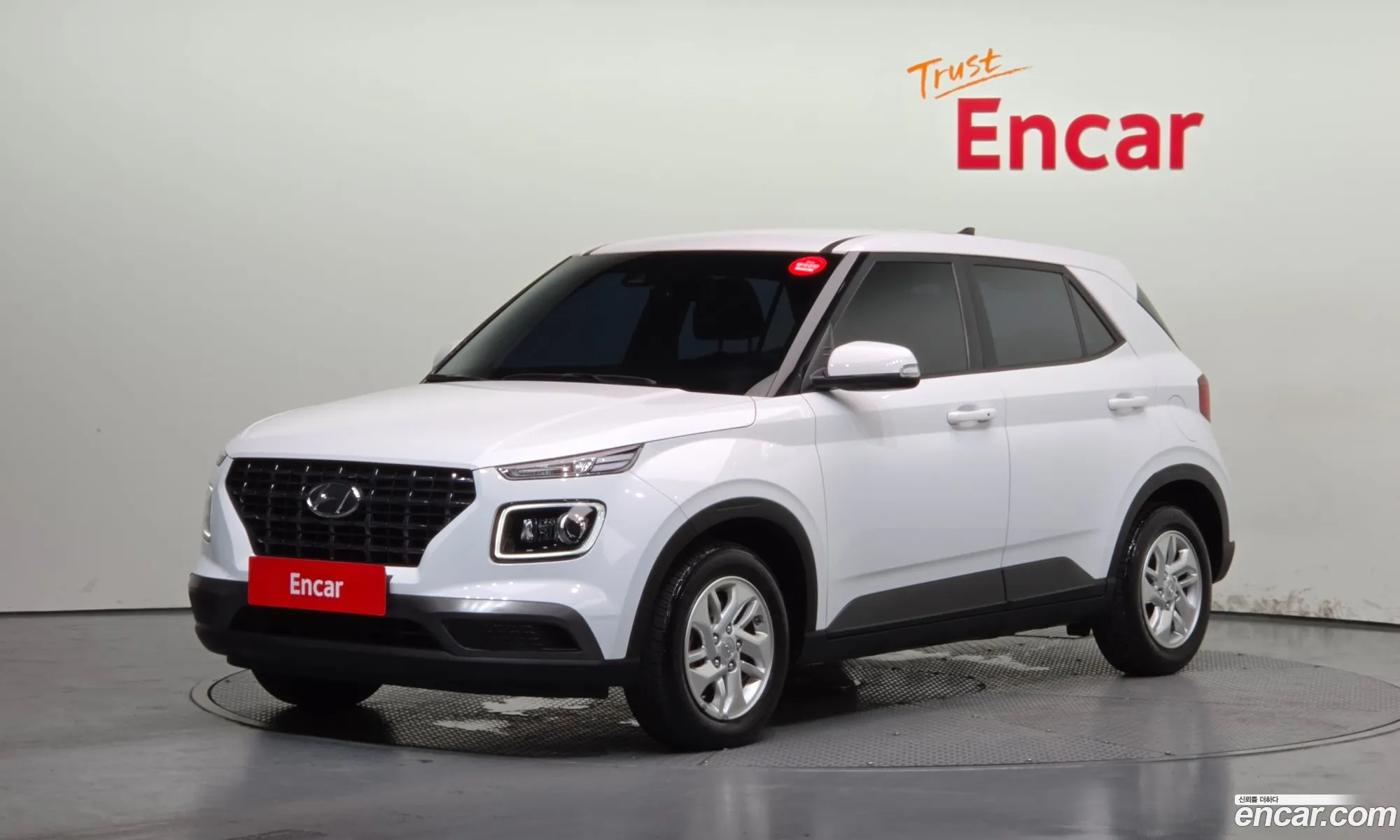 Hyundai Venue 2019 — 16