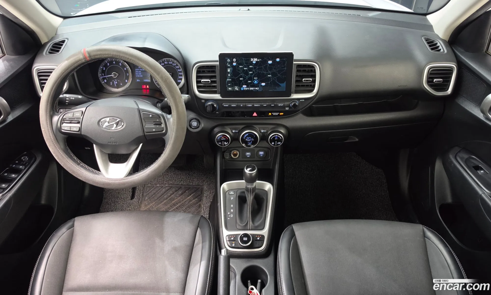 Hyundai Venue 2019 — 20