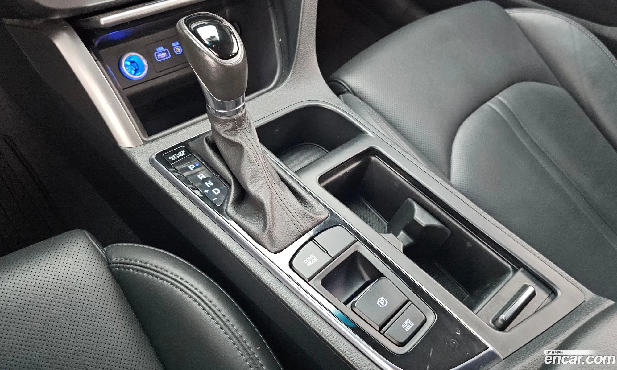 Hyundai LF Sonata 2016 — 25