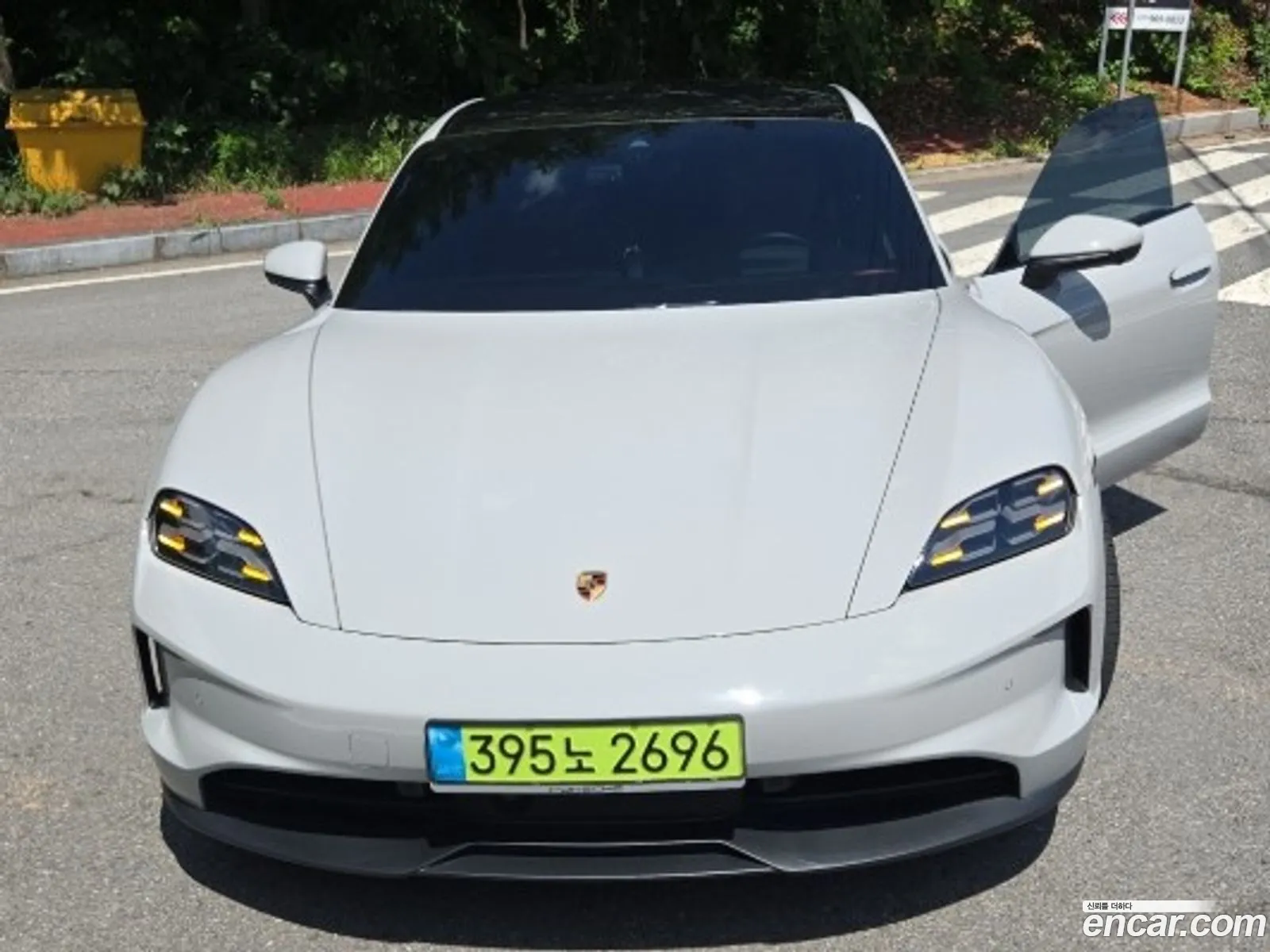 Porsche Taycan 2024 — 4