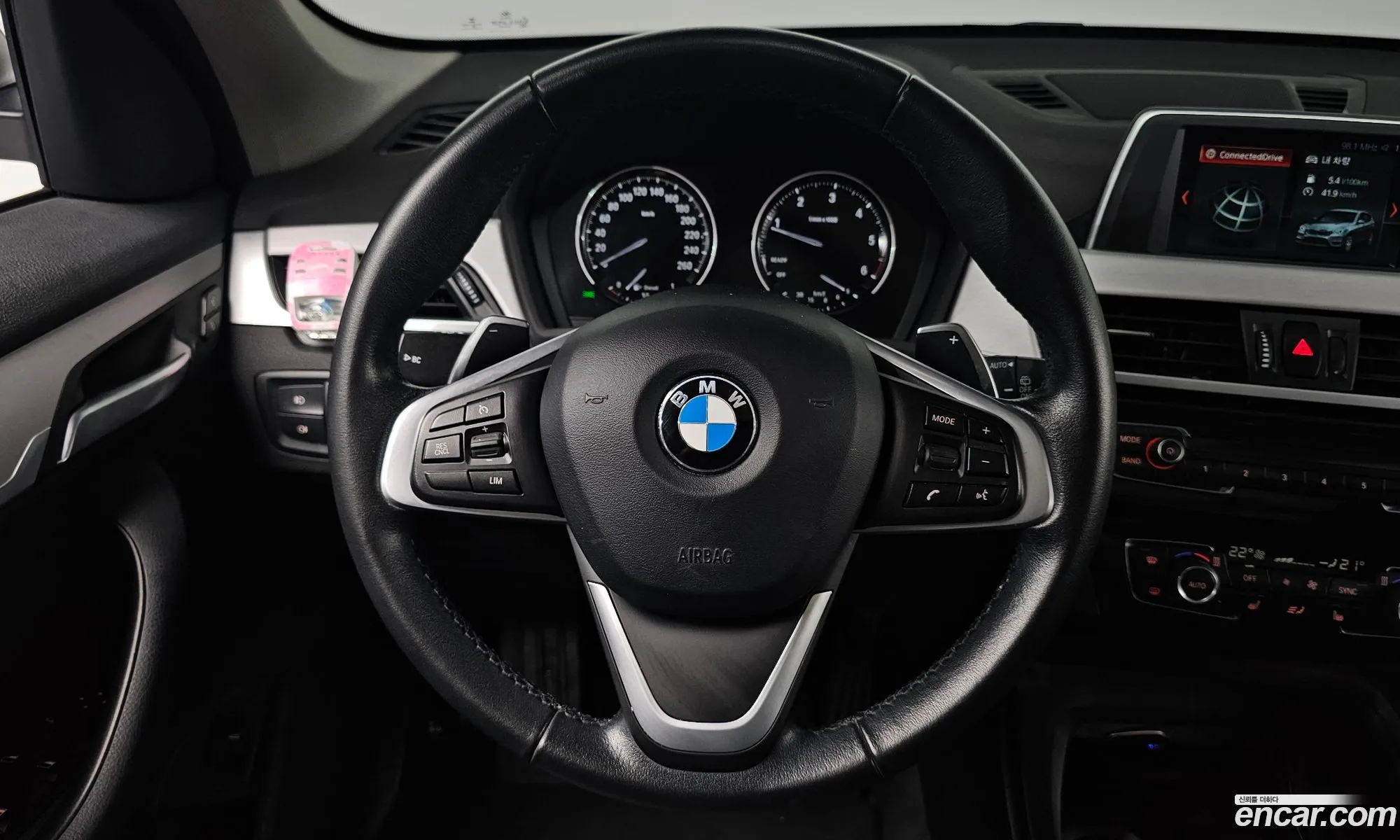 BMW X1 2020 WBA31AD04L5P96637 — 32