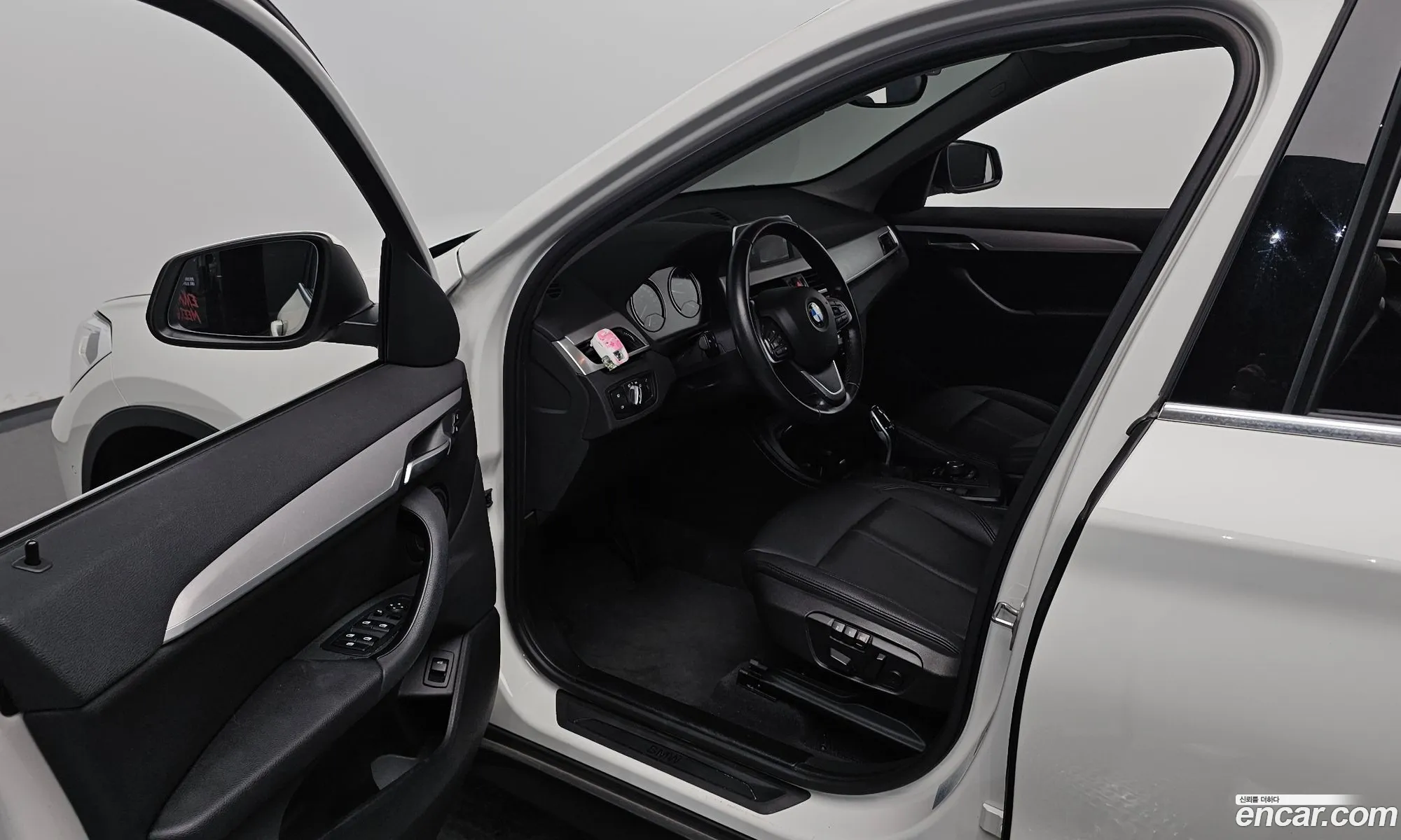 BMW X1 2020 WBA31AD04L5P96637 — 4