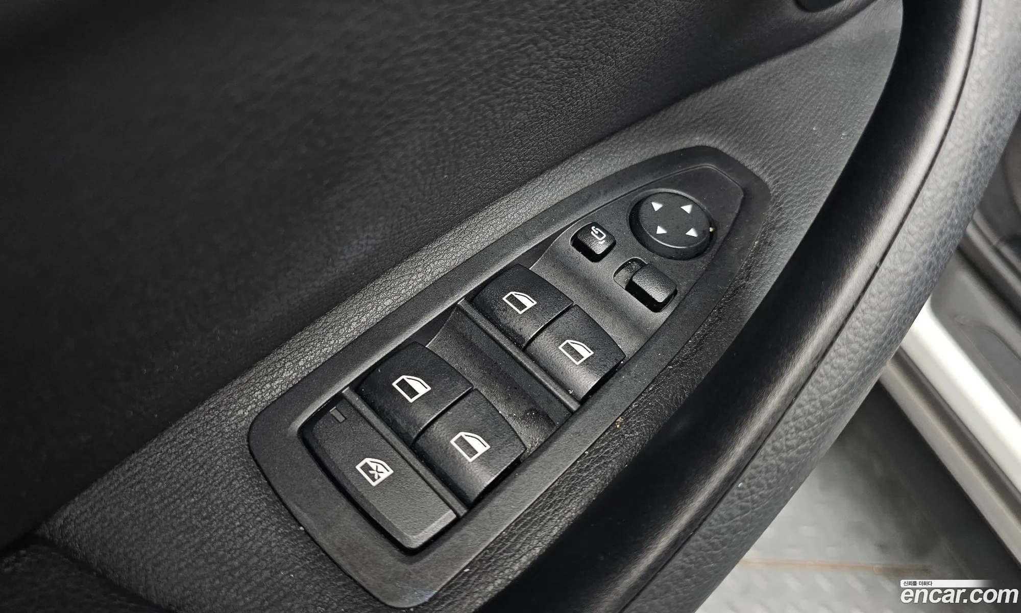 BMW X1 2020 WBA31AD04L5P96637 — 28