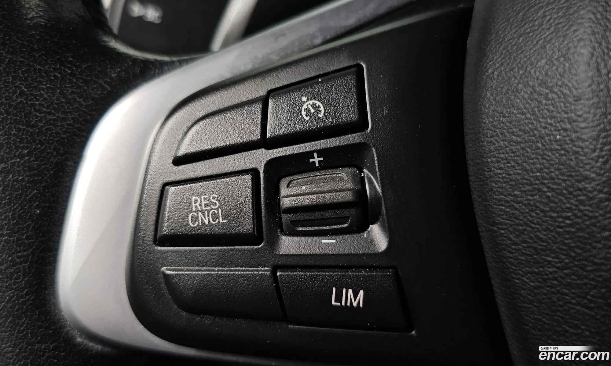 BMW X1 2020 WBA31AD04L5P96637 — 16