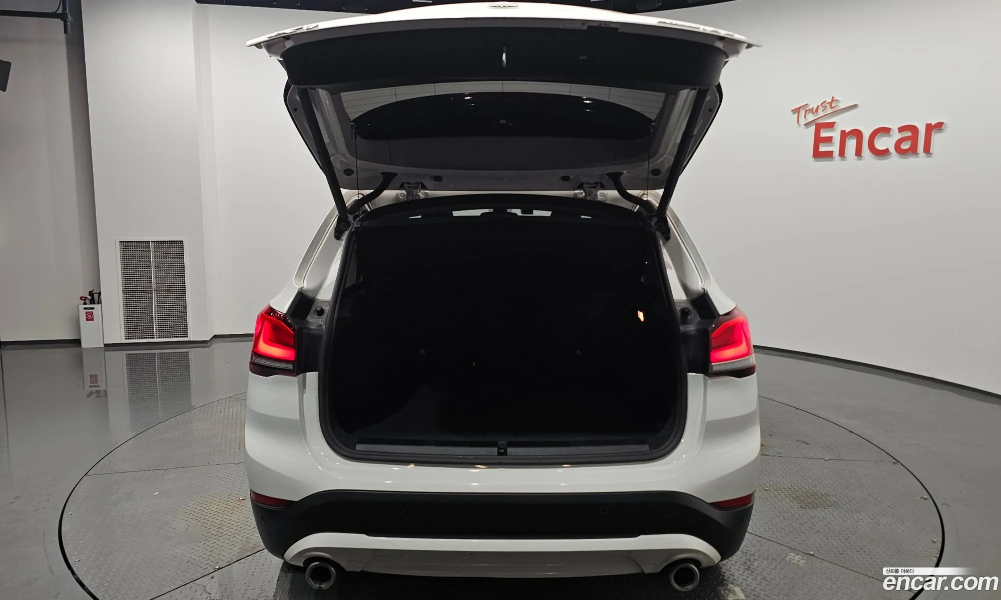 BMW X1 2020 WBA31AD04L5P96637 — 7