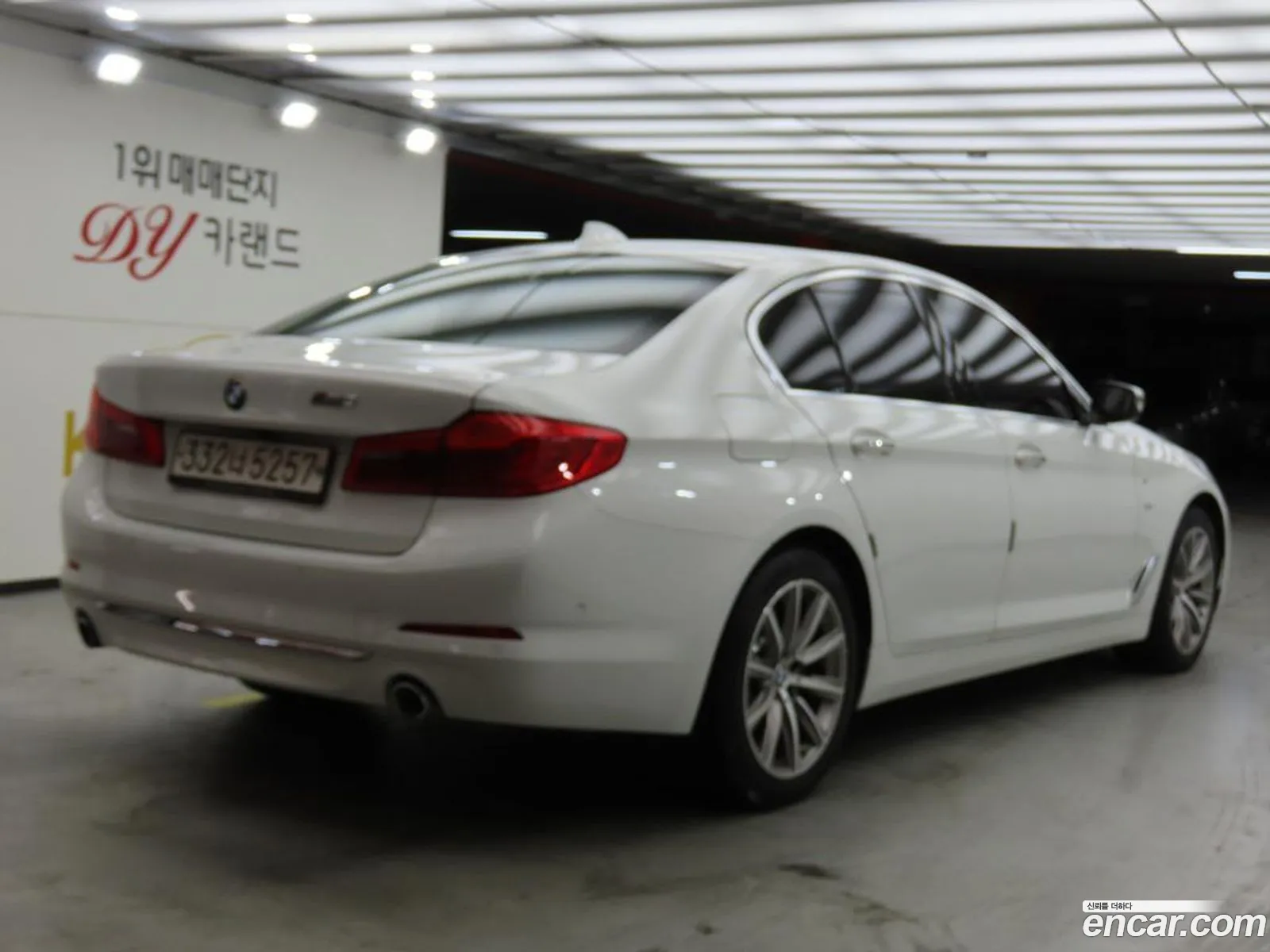 BMW 5 Series 2018 — 7