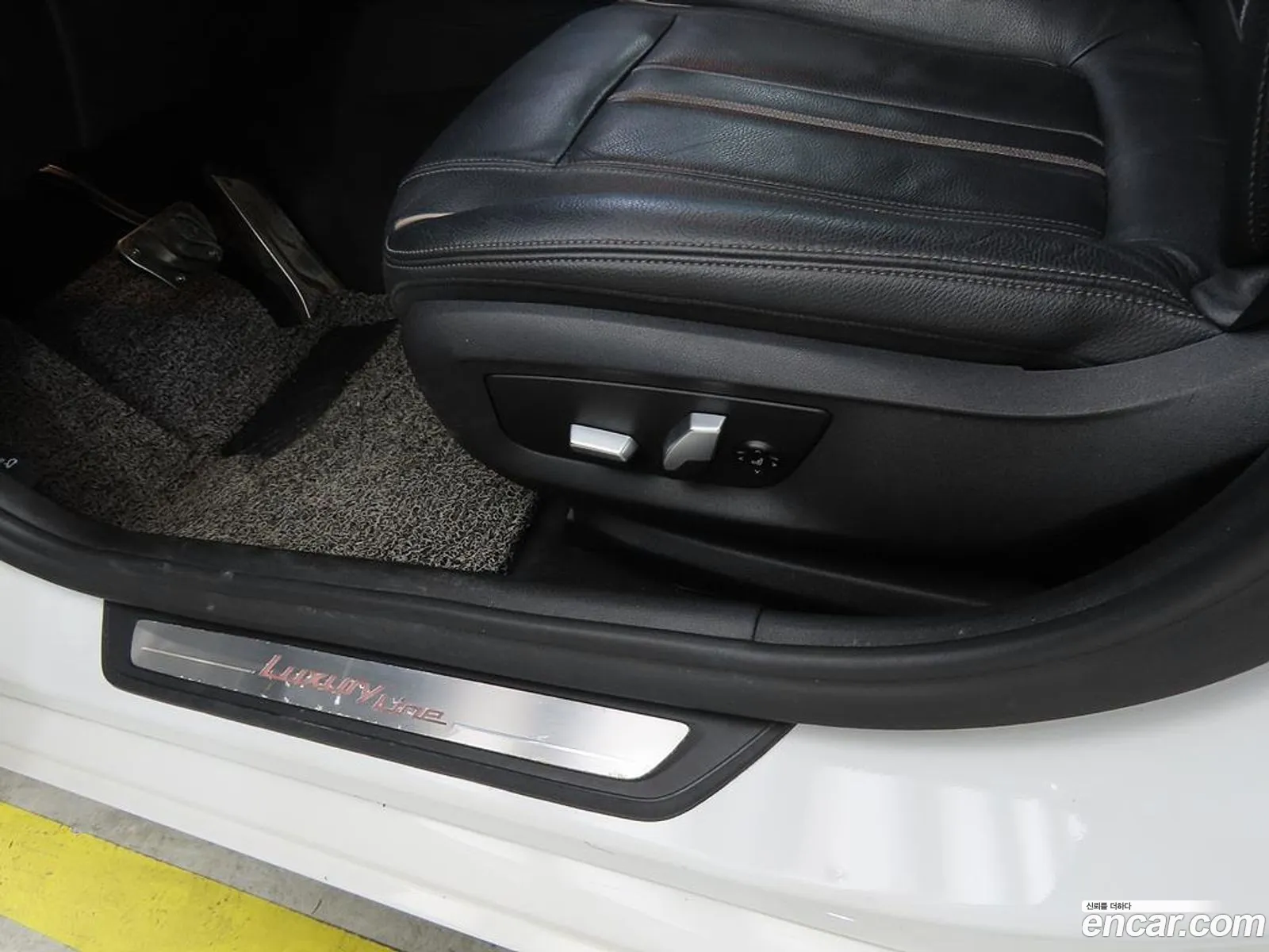 BMW 5 Series 2018 — 12