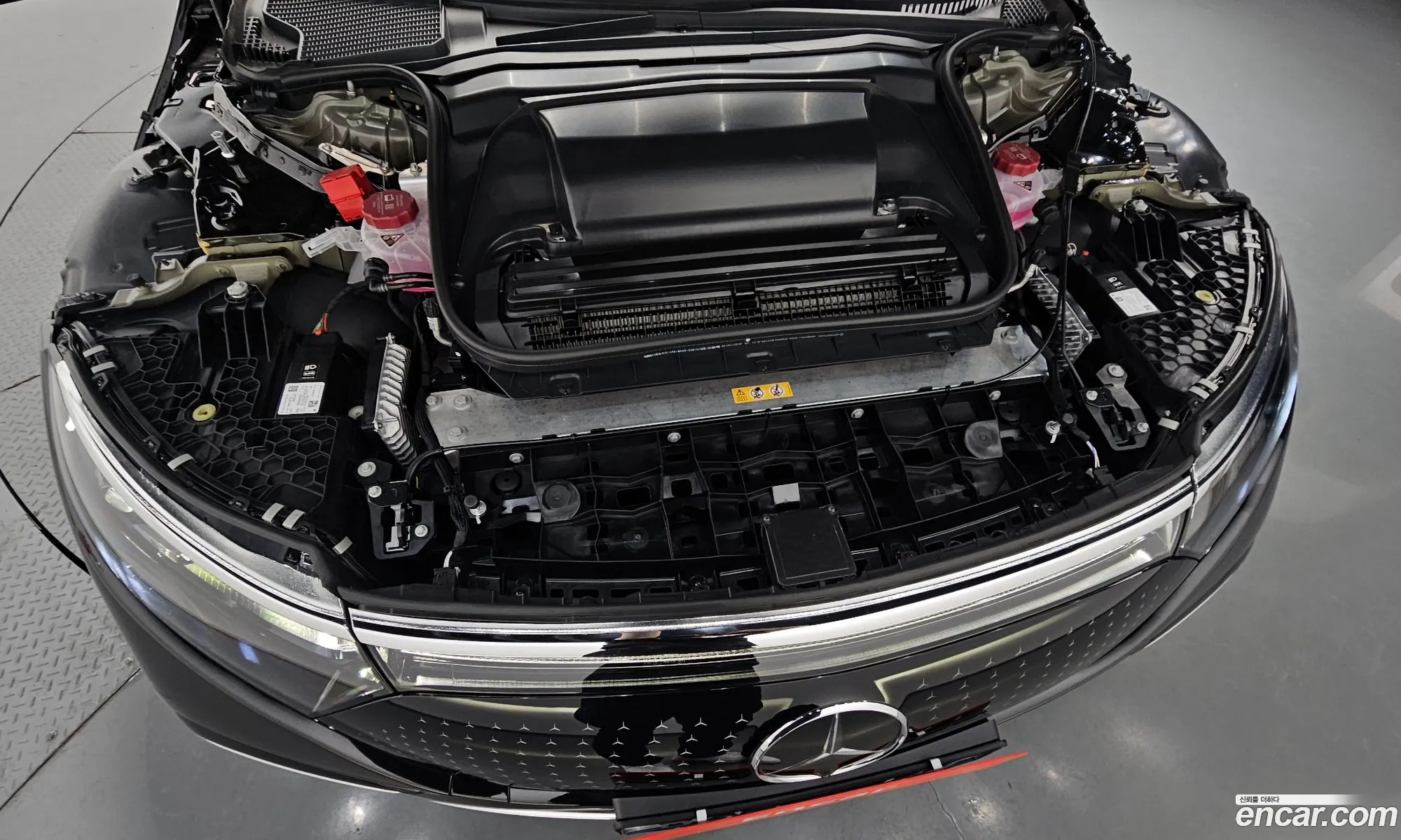 Mercedes-Benz EQS V297 2023 — 18