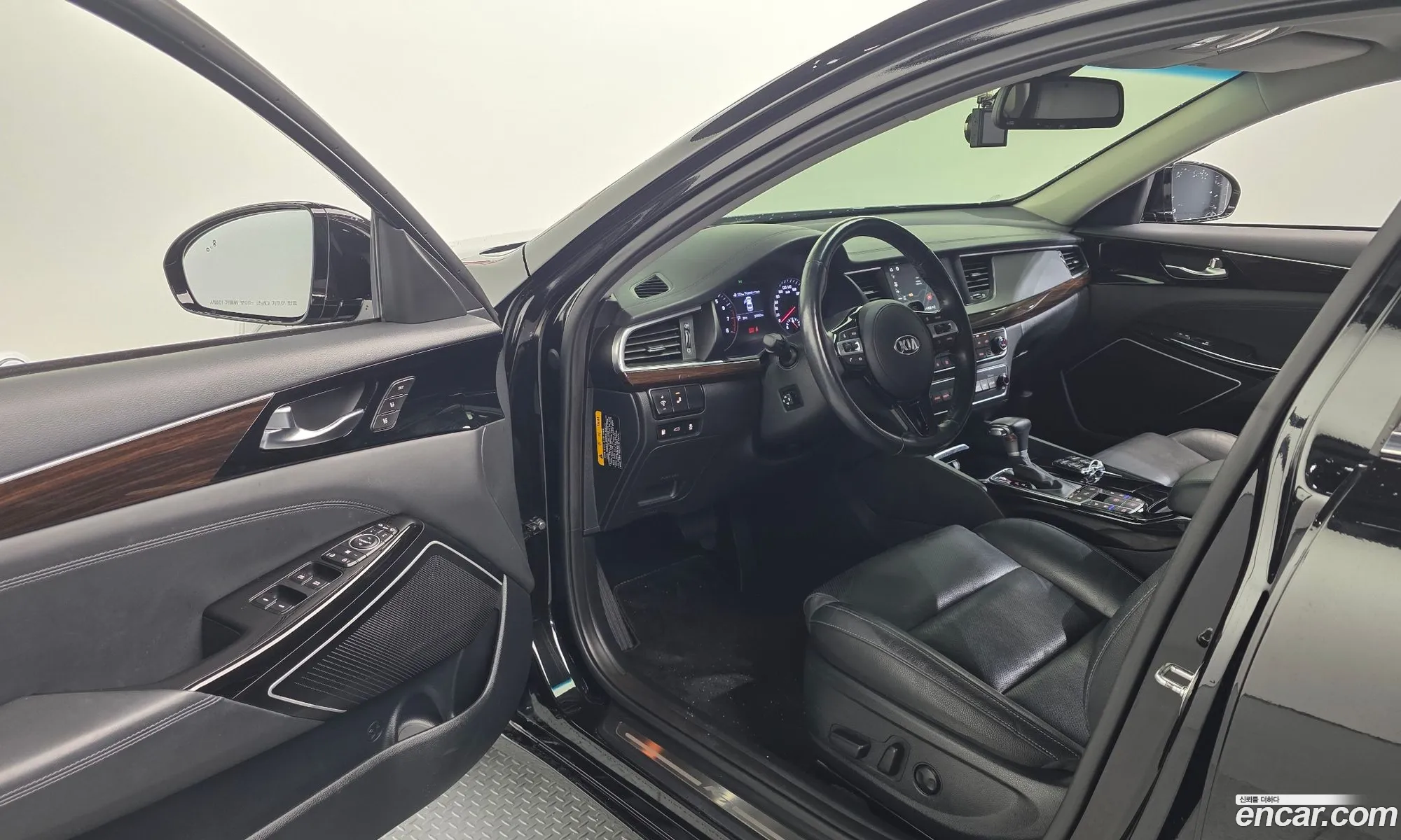 Kia K7 2018 — 3