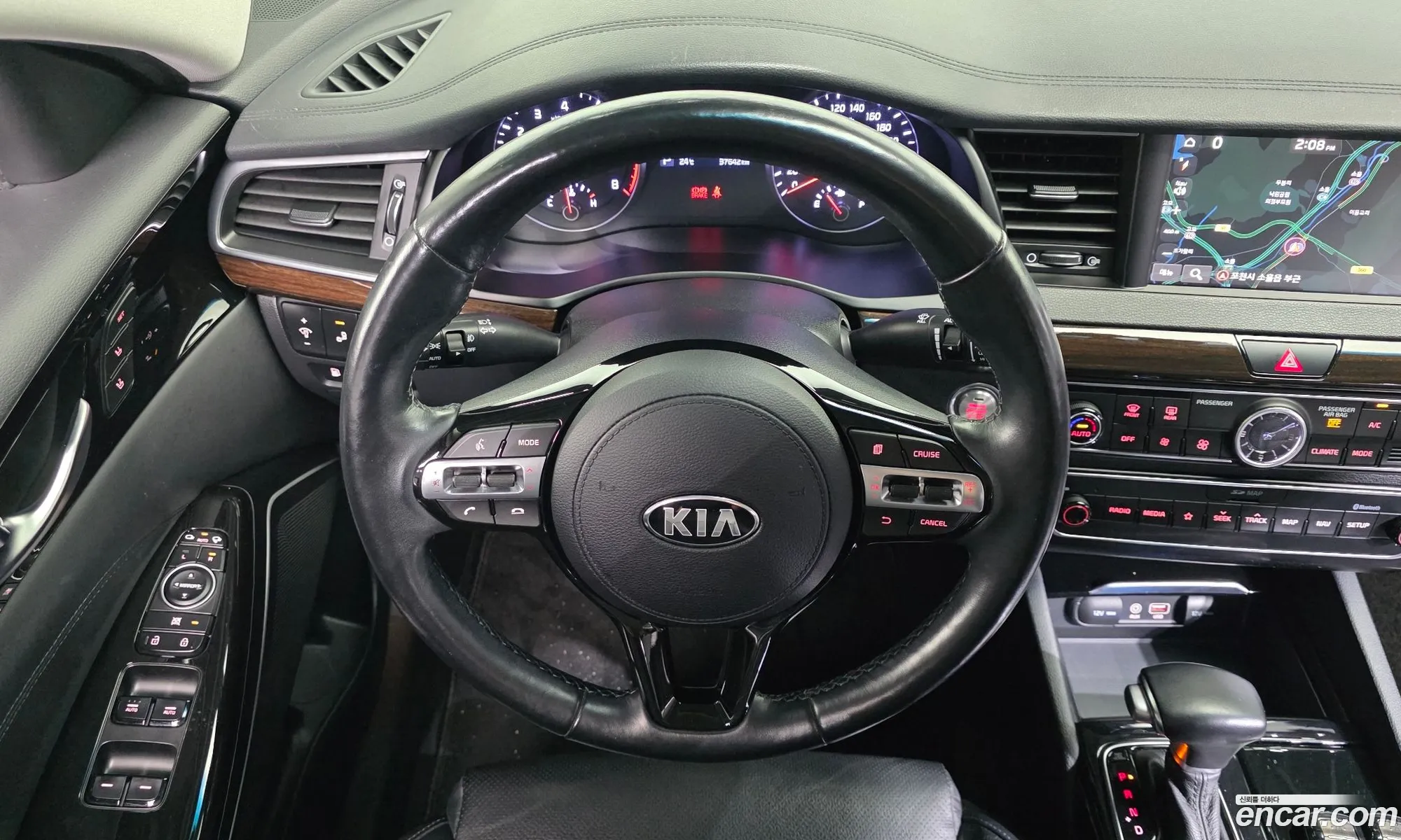 Kia K7 2018 — 18