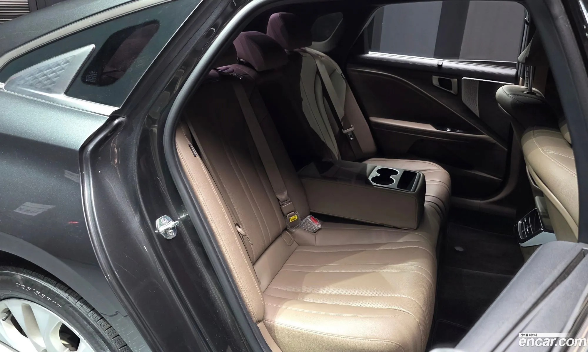Kia K8 2021 KNAM241BBNA012254 — 12