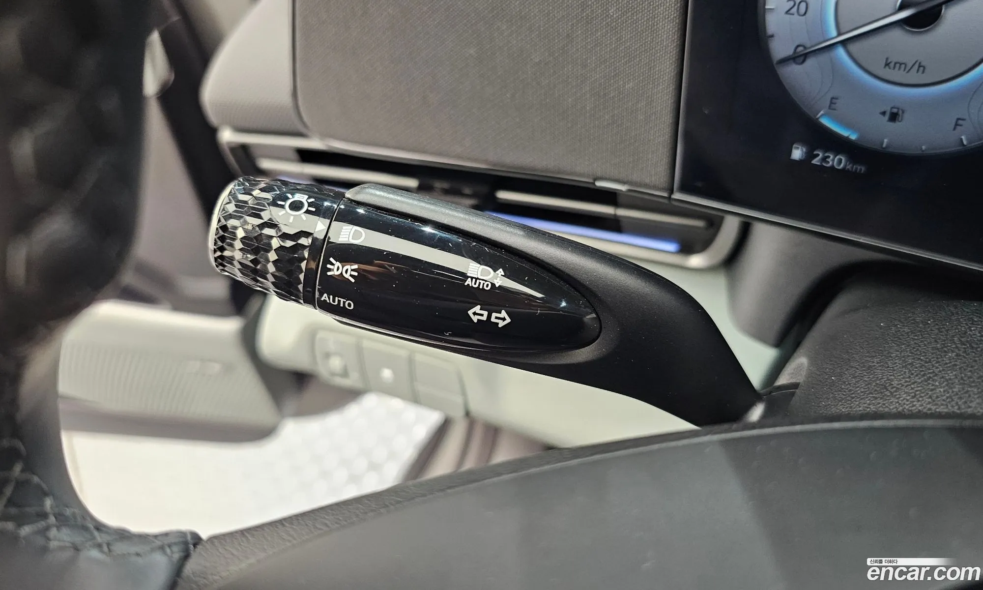 Hyundai Elantra 2024 — 20