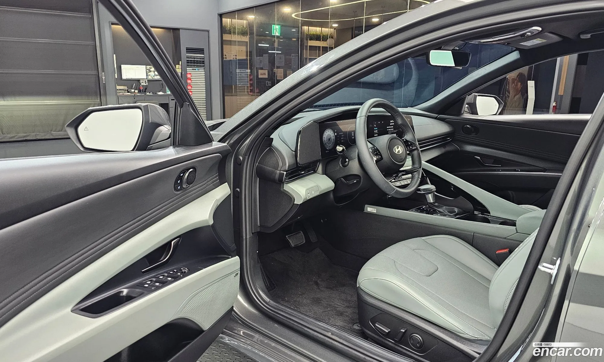 Hyundai Elantra 2024 — 6