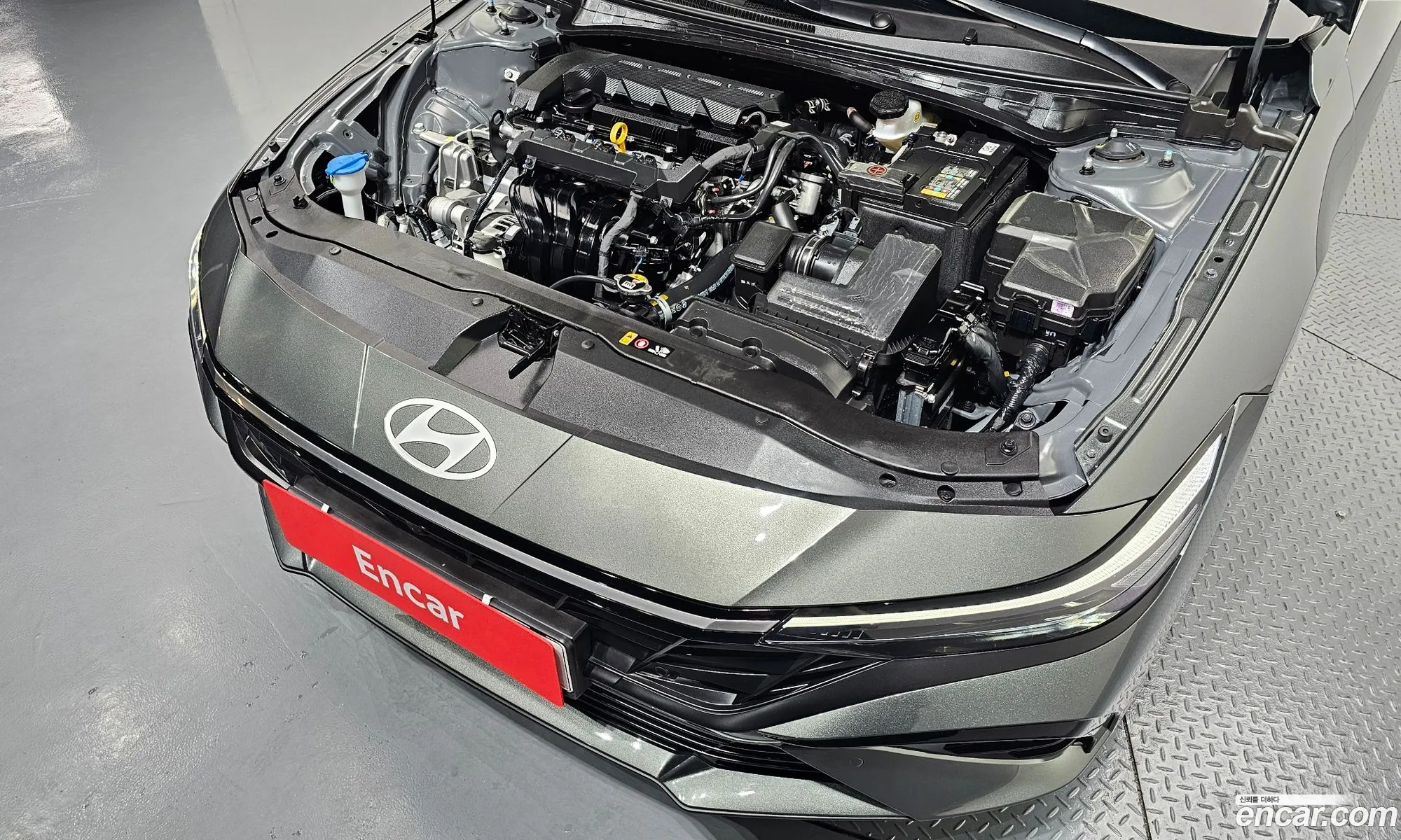 Hyundai Elantra 2024 — 19