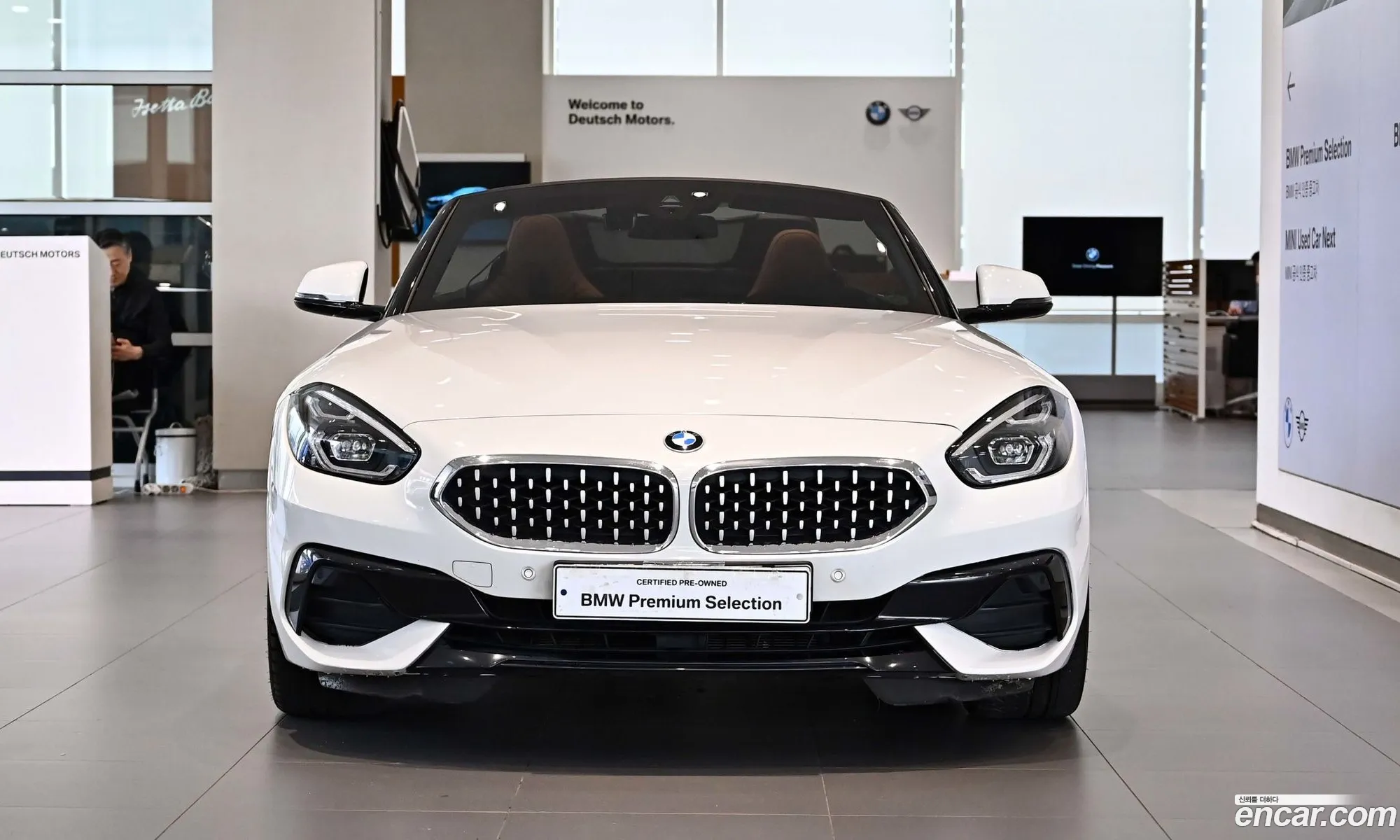 BMW Z4 2021 — 18