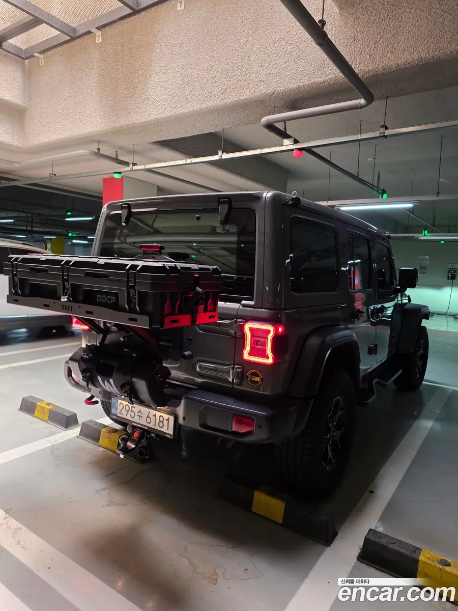 Jeep Wrangler 2020 — 2