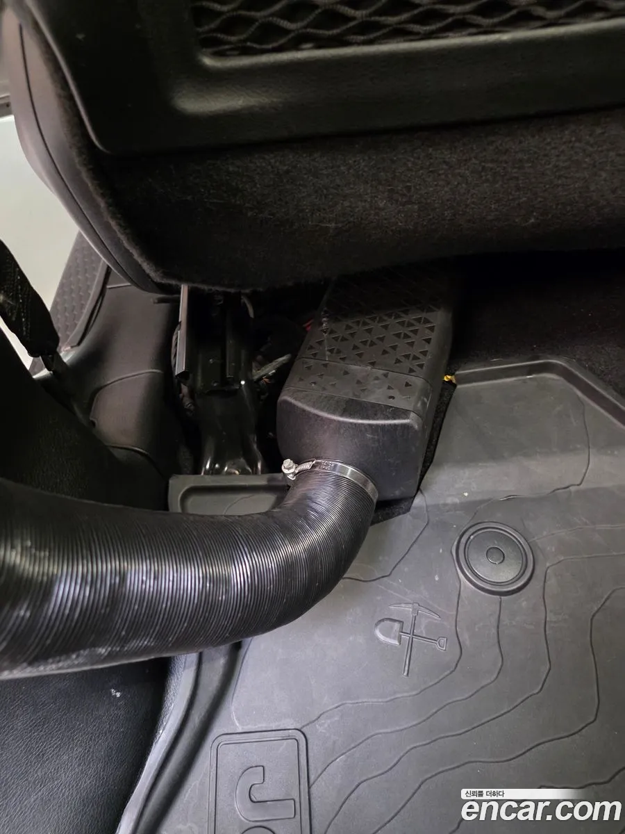 Jeep Wrangler 2020 — 12