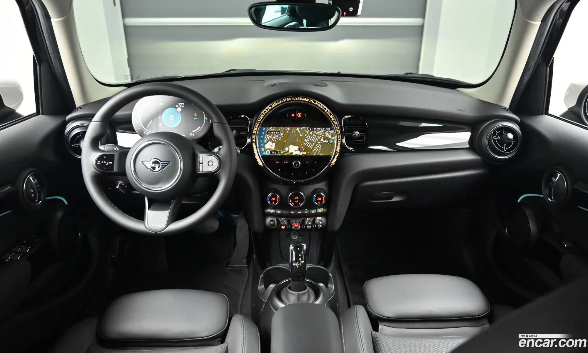 Mini Cooper 2022 — 18