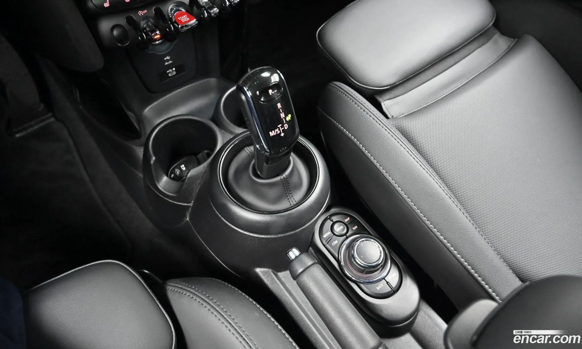 Mini Cooper 2022 — 15