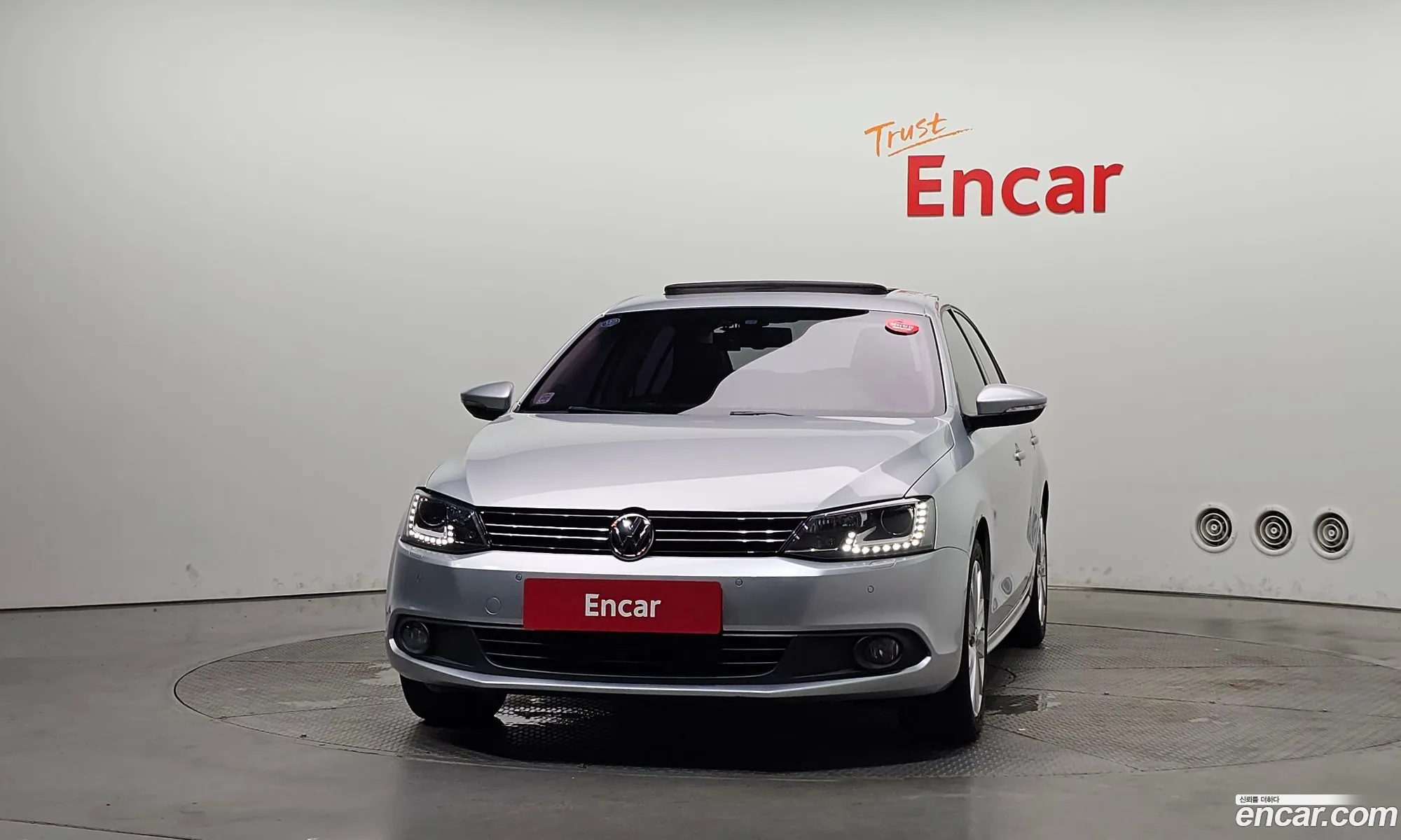 Volkswagen Jetta 2014 — 11