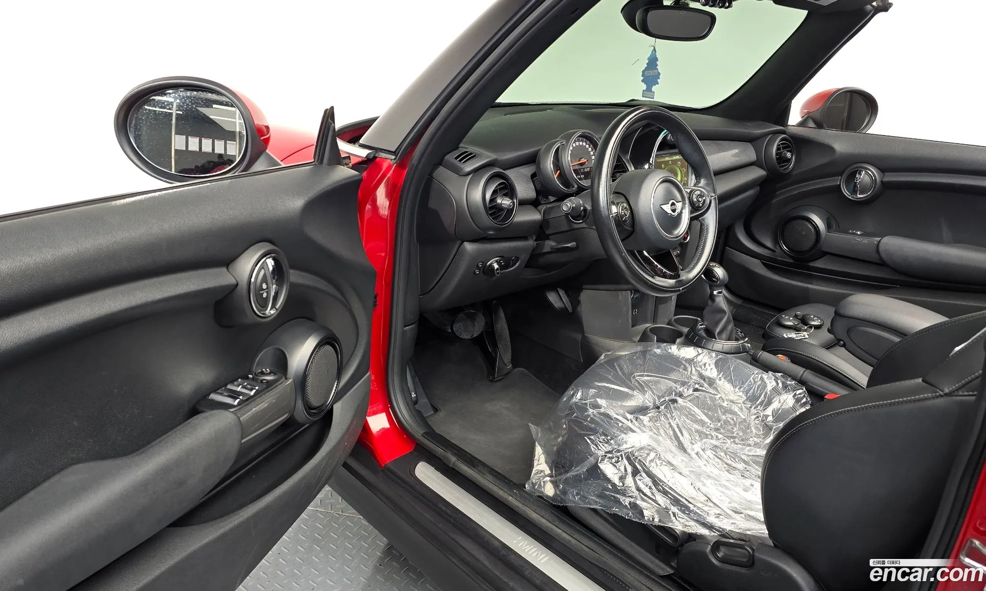 Mini Cooper Convertible 2017 WMWWG5103J3A80265 — 15