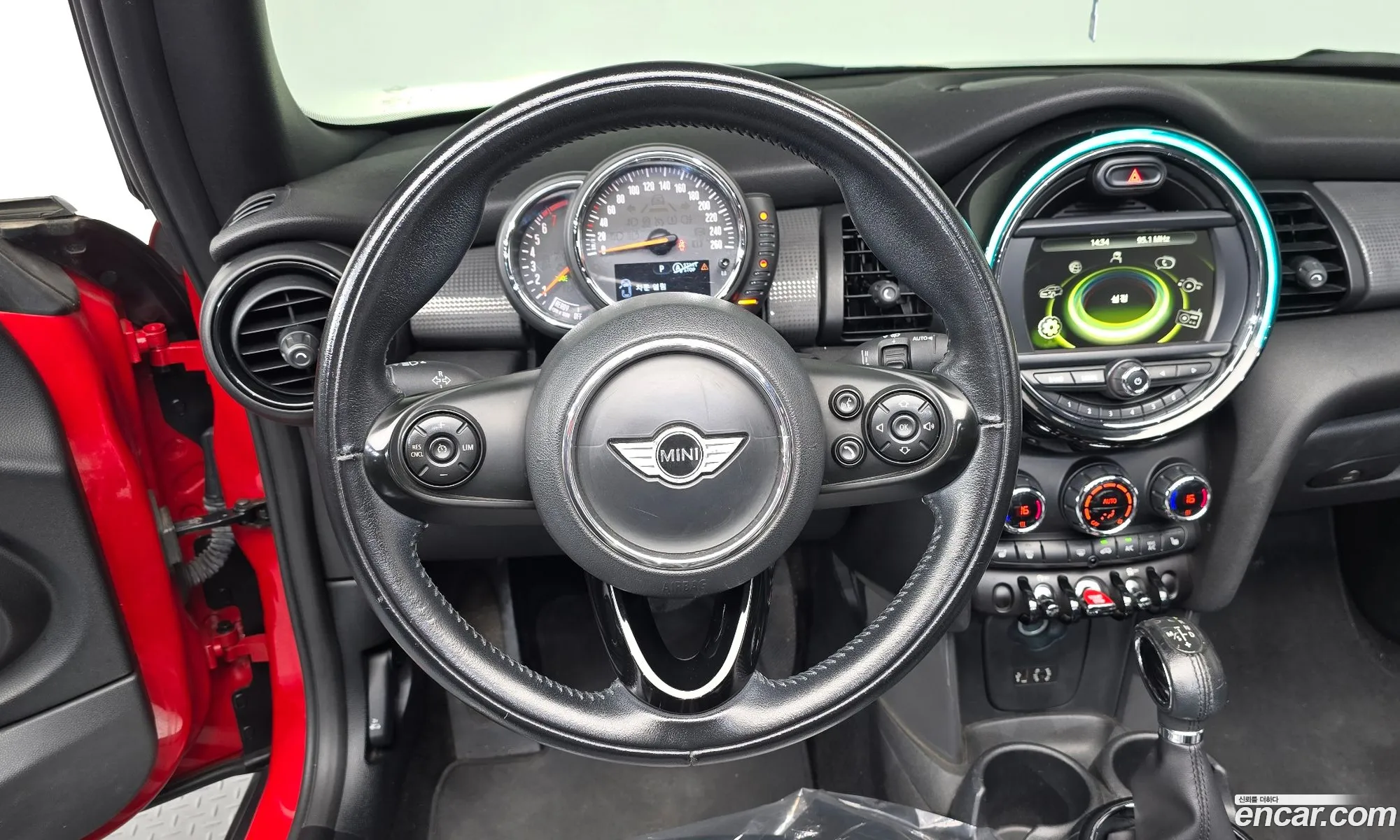 Mini Cooper Convertible 2017 WMWWG5103J3A80265 — 22
