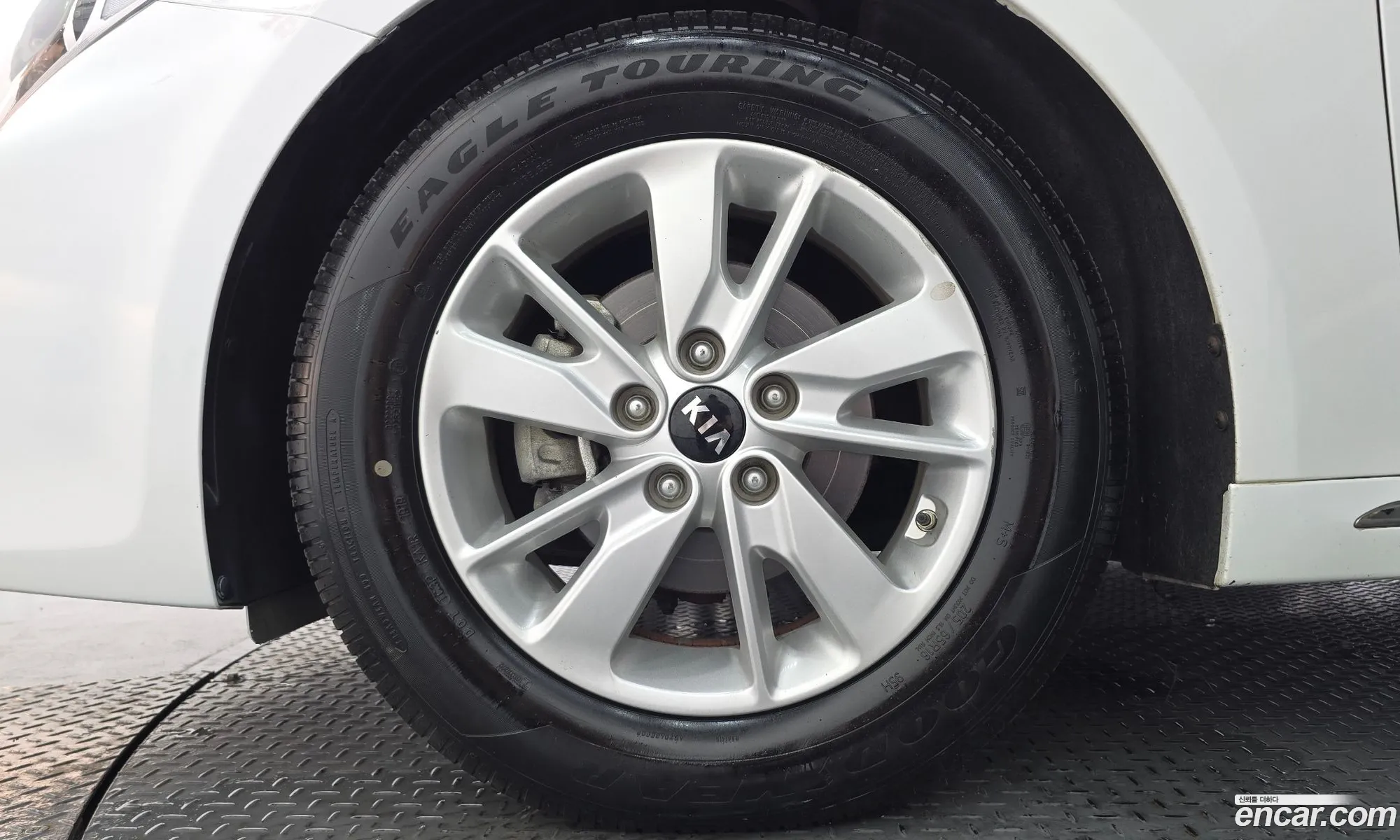 Kia K5 2017 — 7