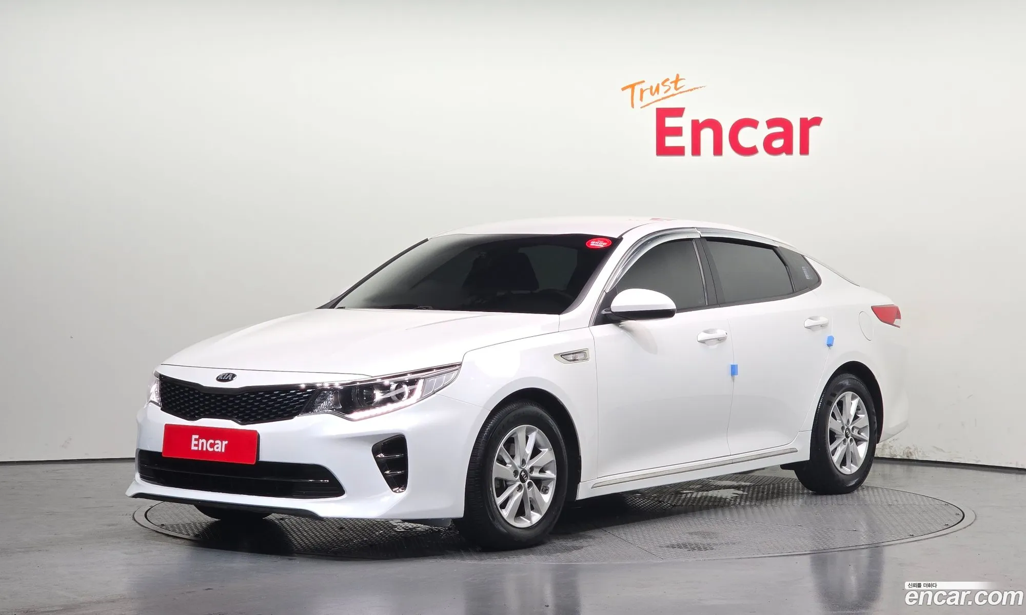 Kia K5 2017 — 28