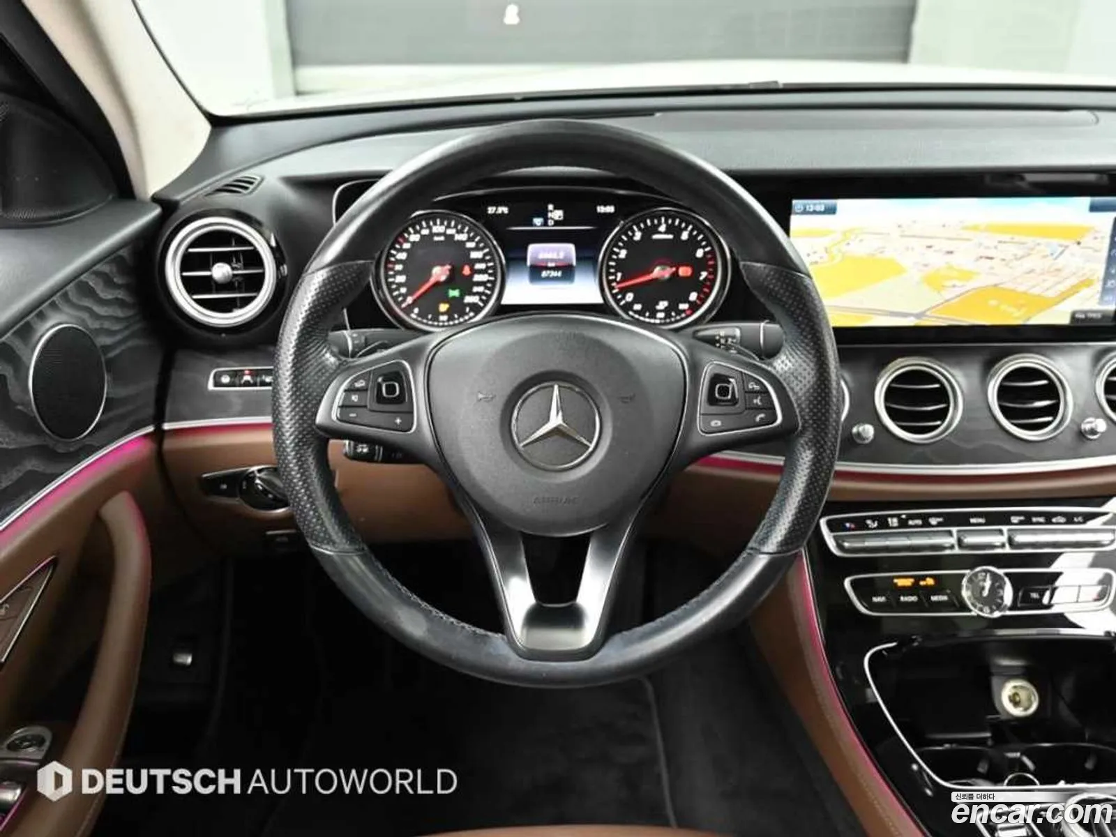 Mercedes-Benz E-Class W213 2016 — 18