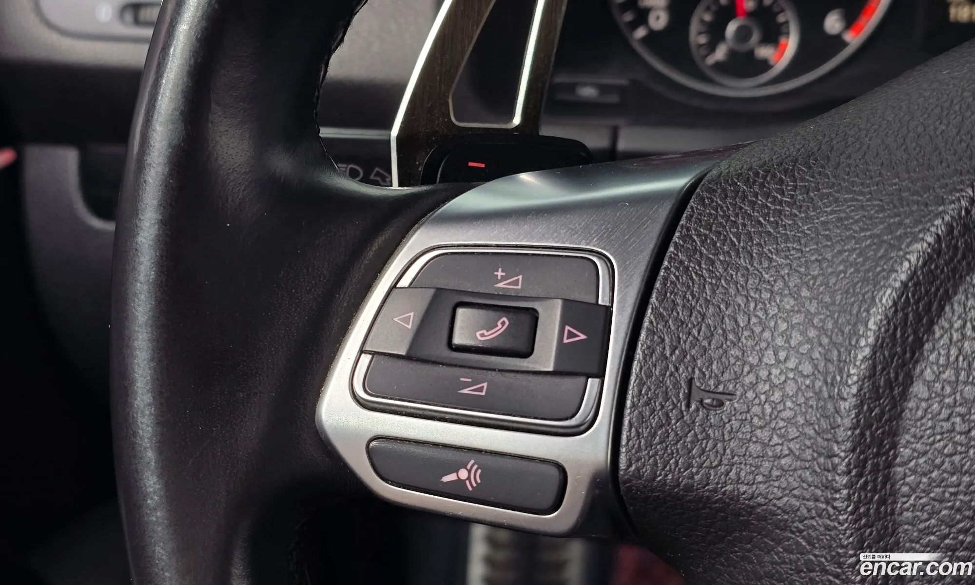 Volkswagen Scirocco 2012 WVWZZZ13ZCV030933 — 13