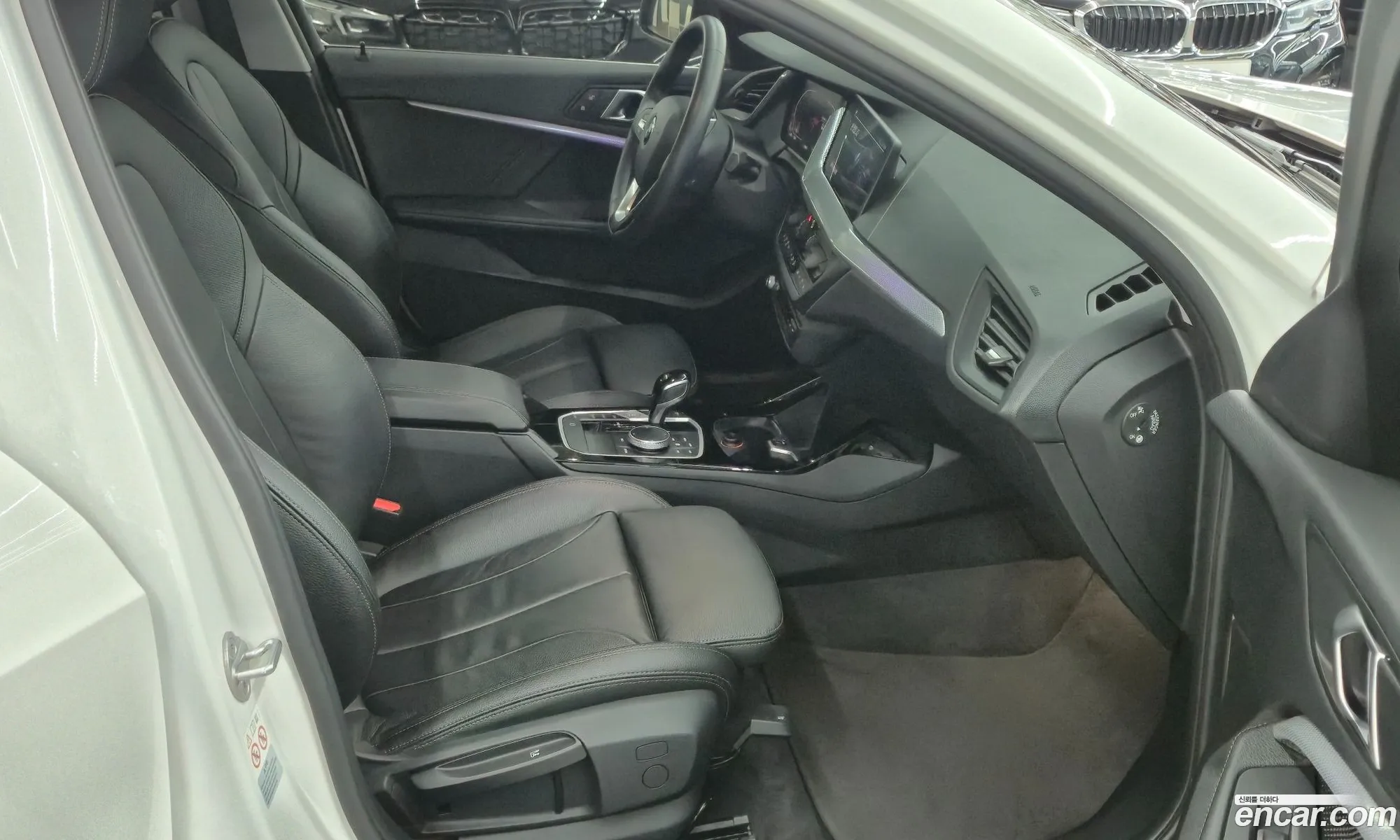 BMW 1 Series 2022 — 18