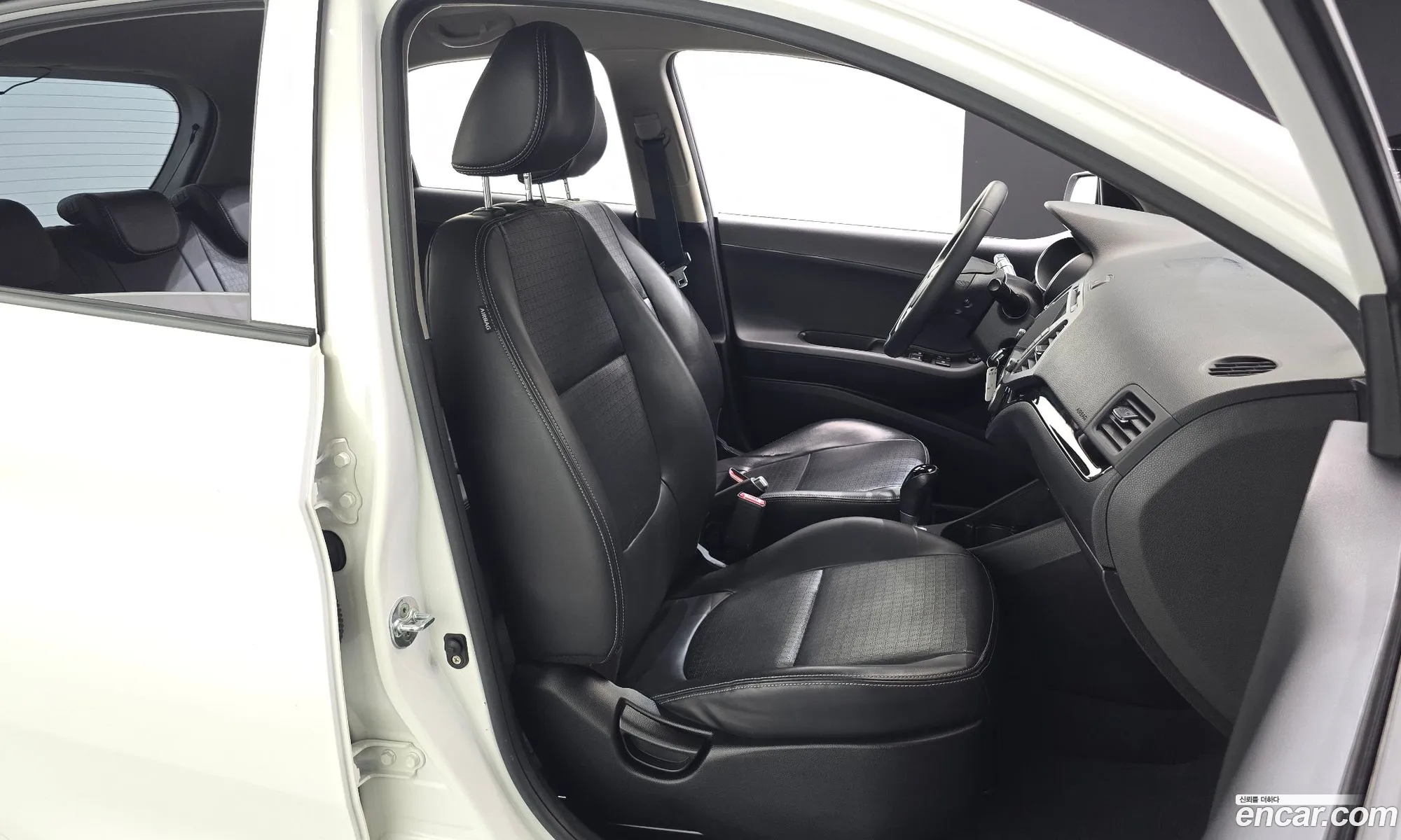 Kia Morning 2016 — 13
