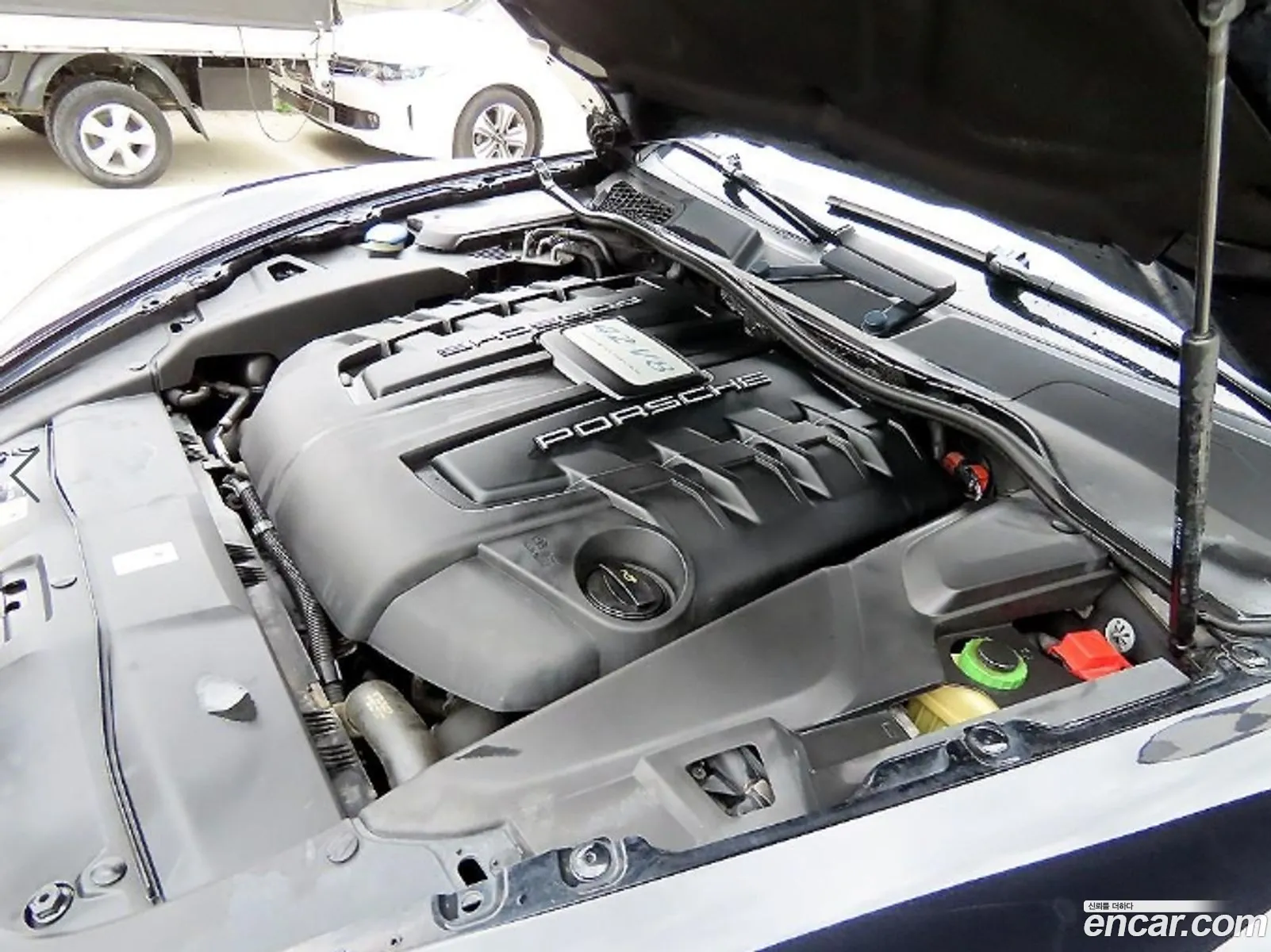 Porsche Cayenne 2014 — 9