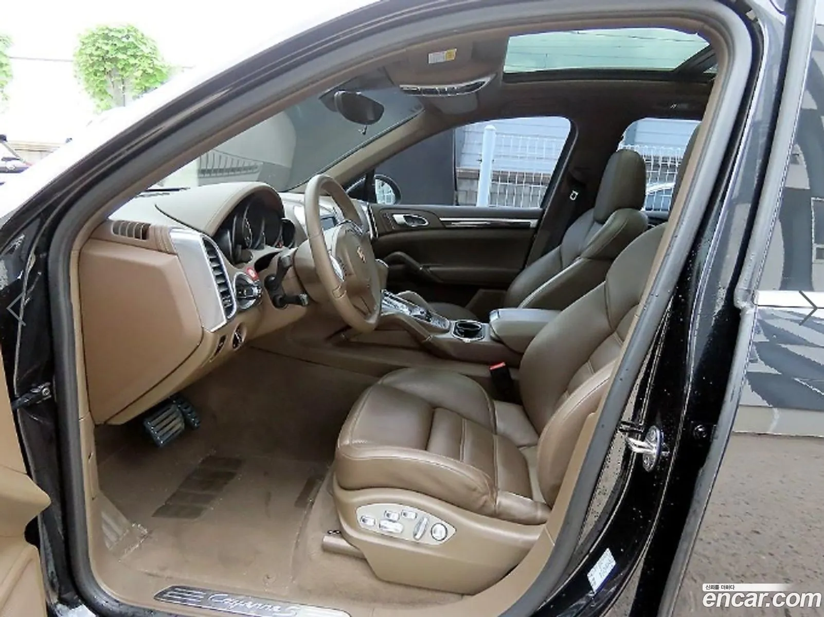 Porsche Cayenne 2014 — 17