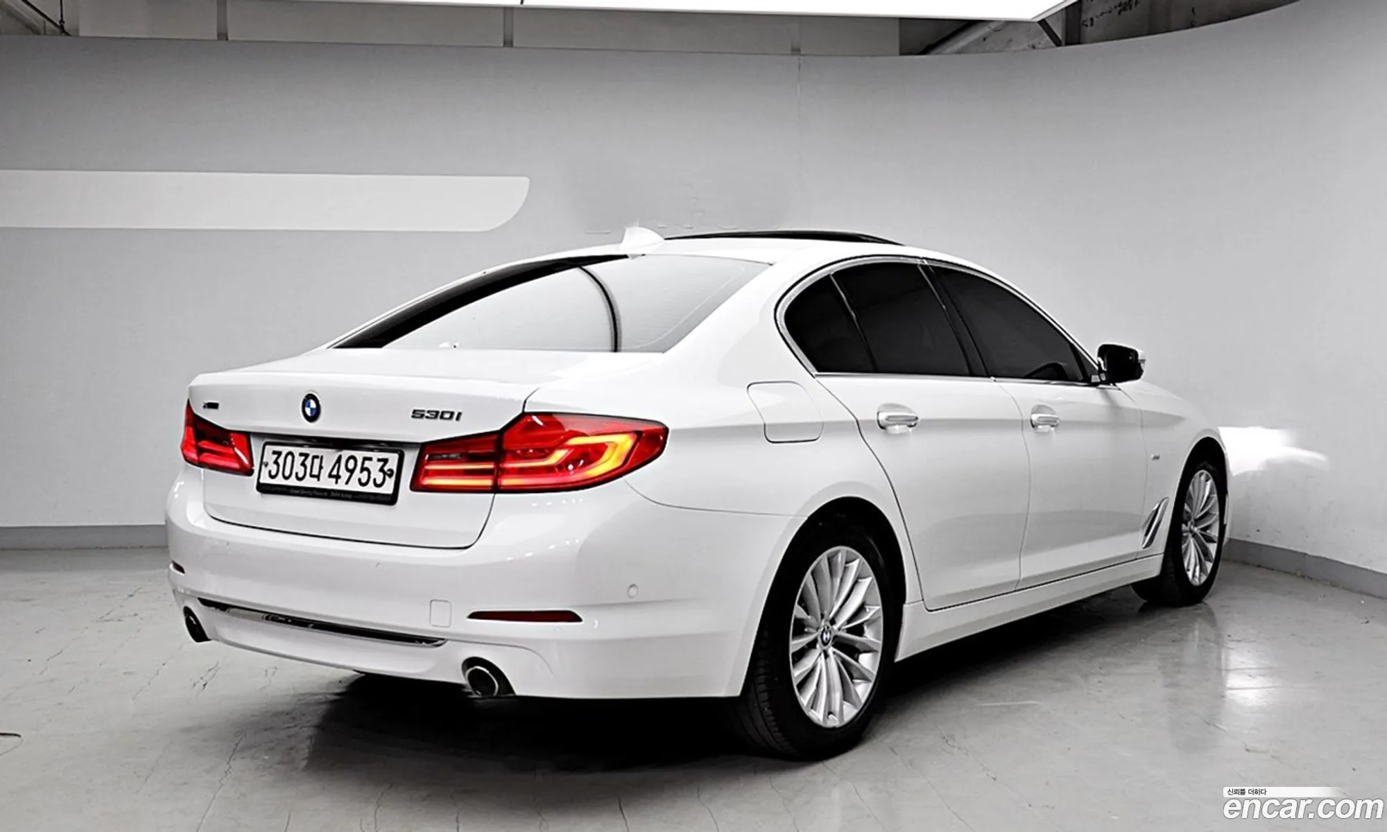 BMW 5 Series 2018 — 18