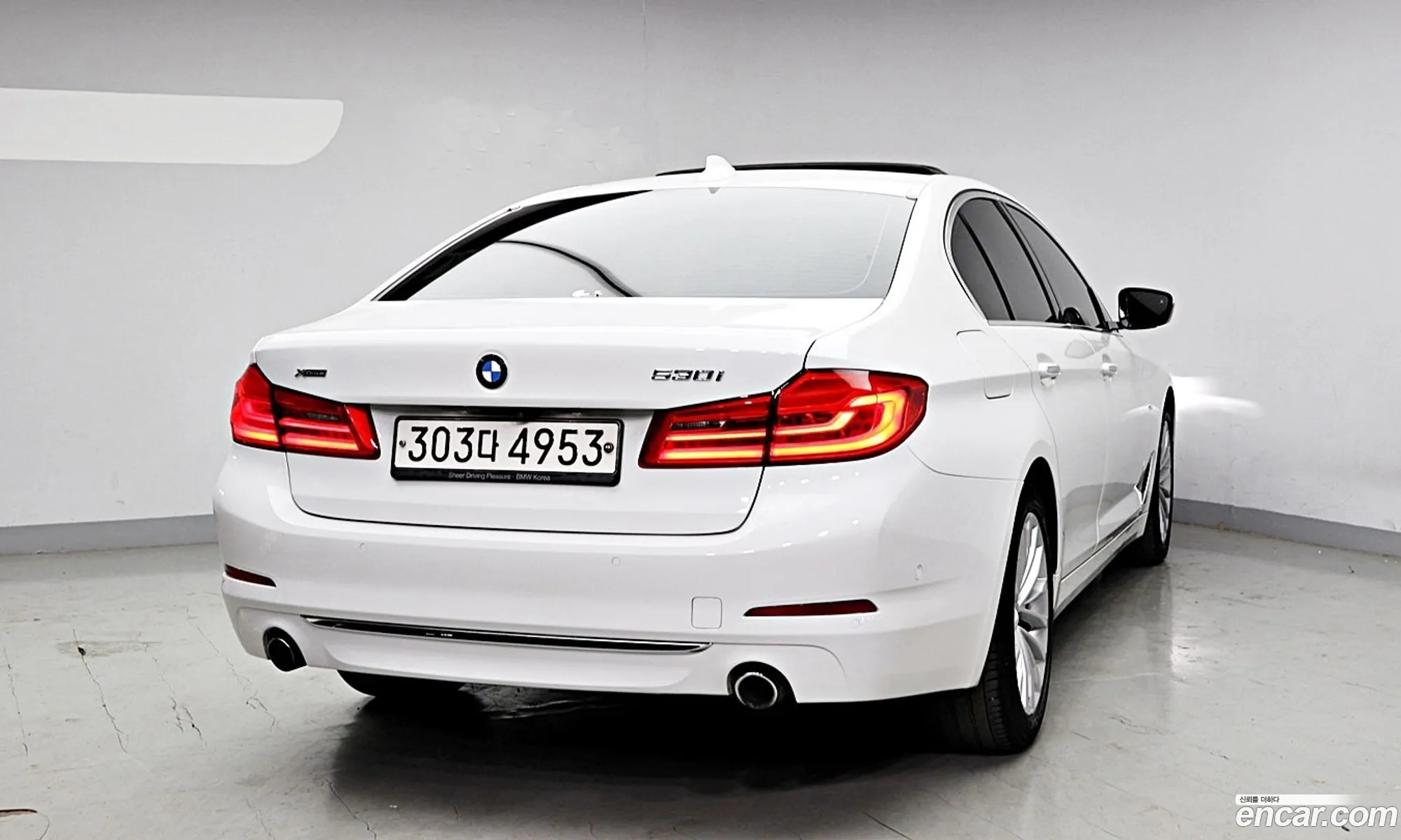 BMW 5 Series 2018 — 11