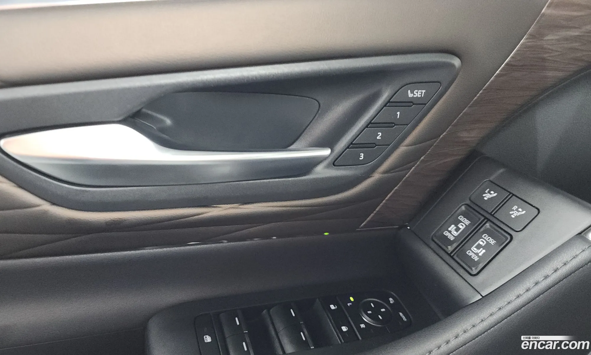 Toyota Alphard 2024 — 5