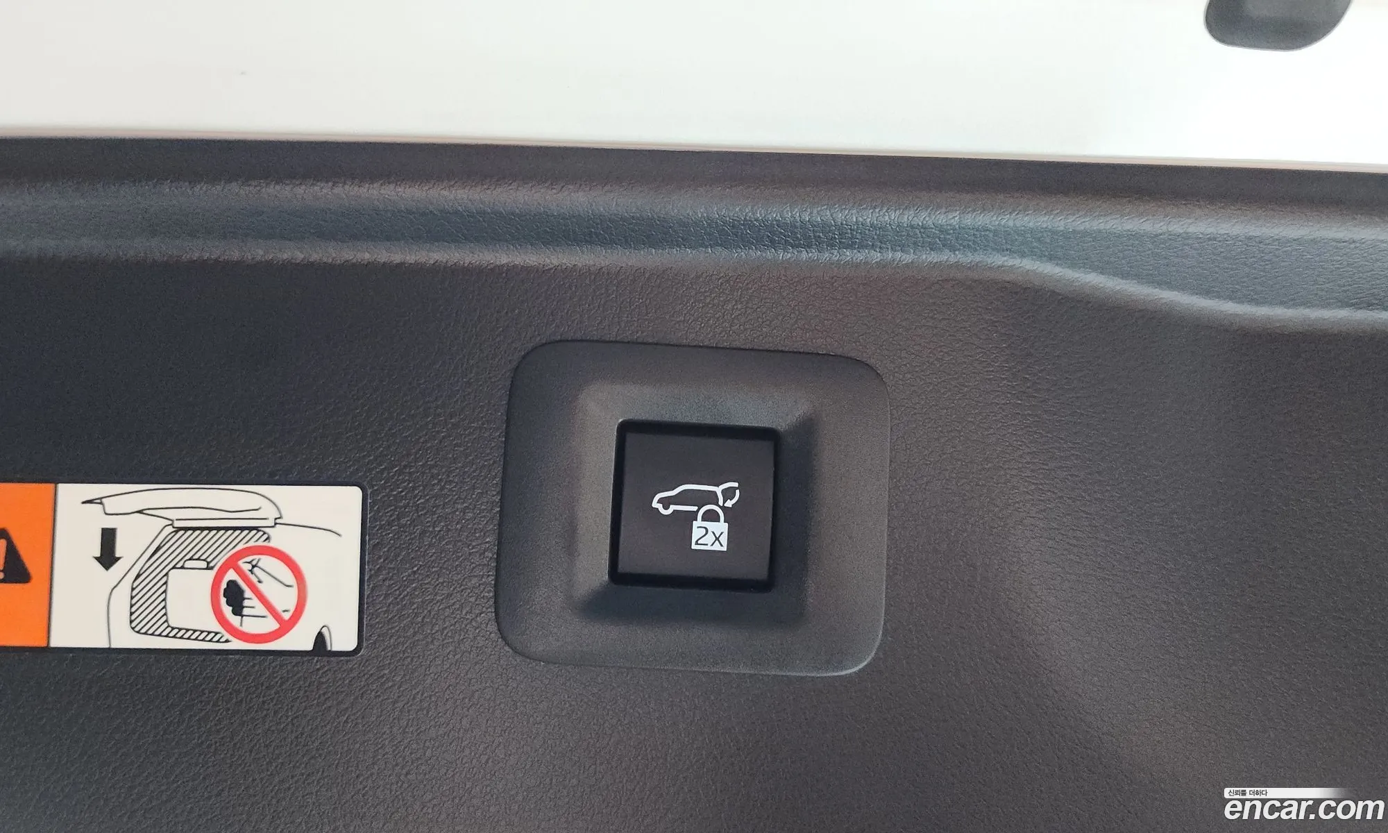 Toyota Alphard 2024 — 26