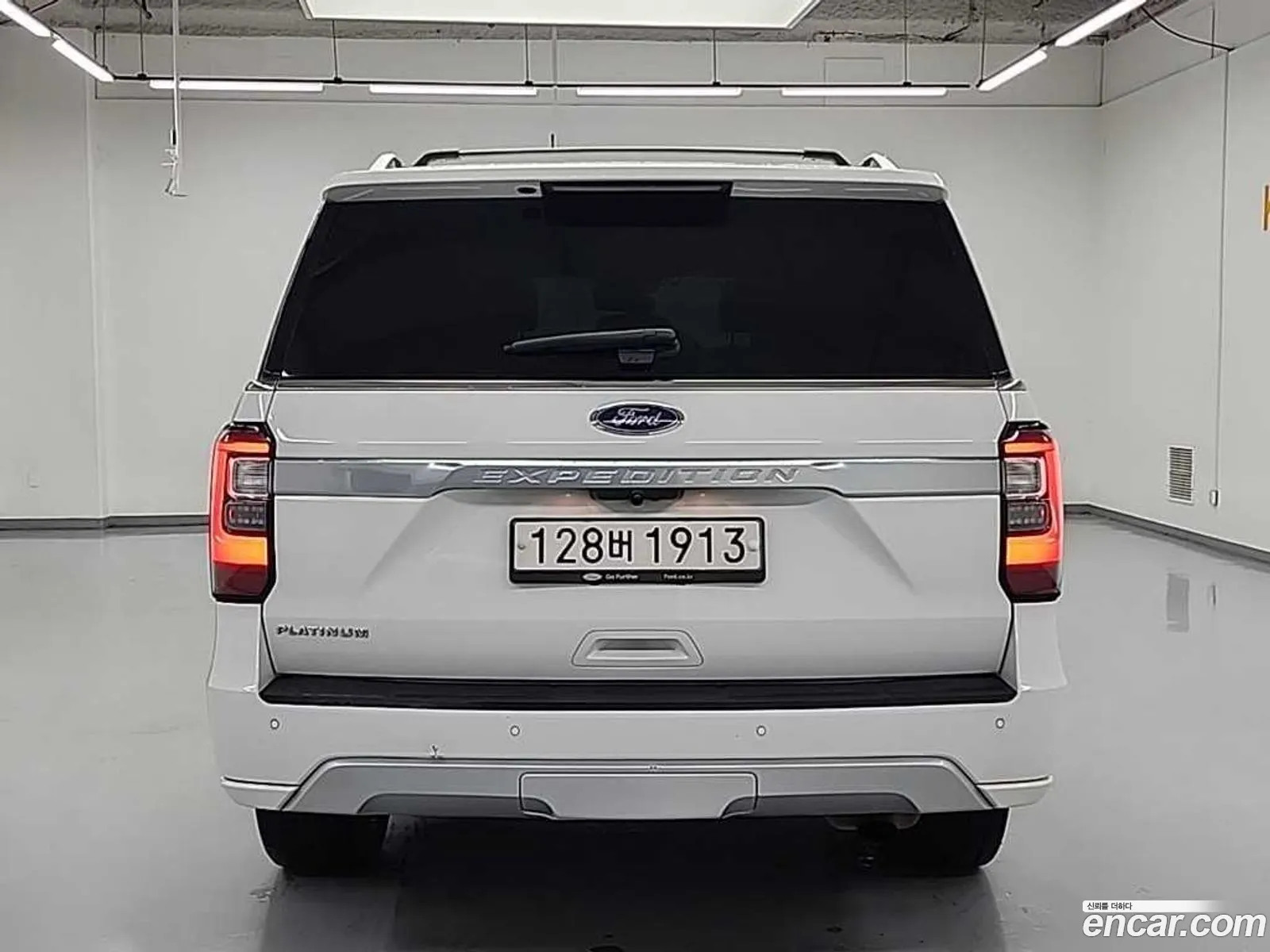 Ford Expedition 2021 — 9