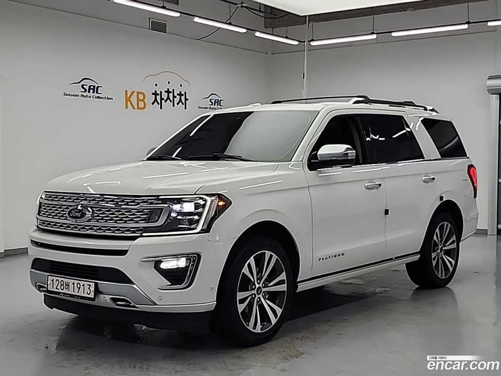 Ford Expedition 2021 — 17