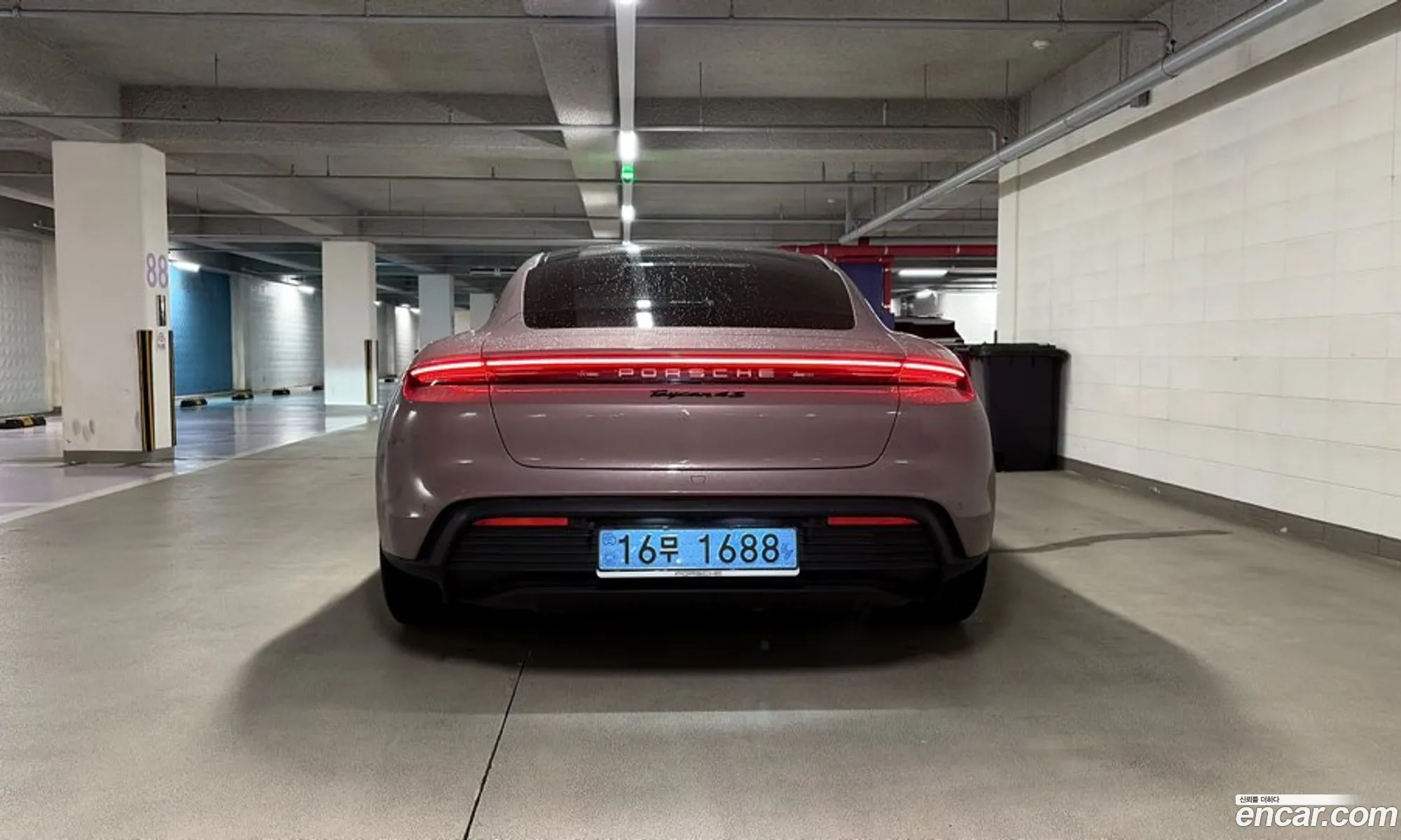 Porsche Taycan 2025 — 15
