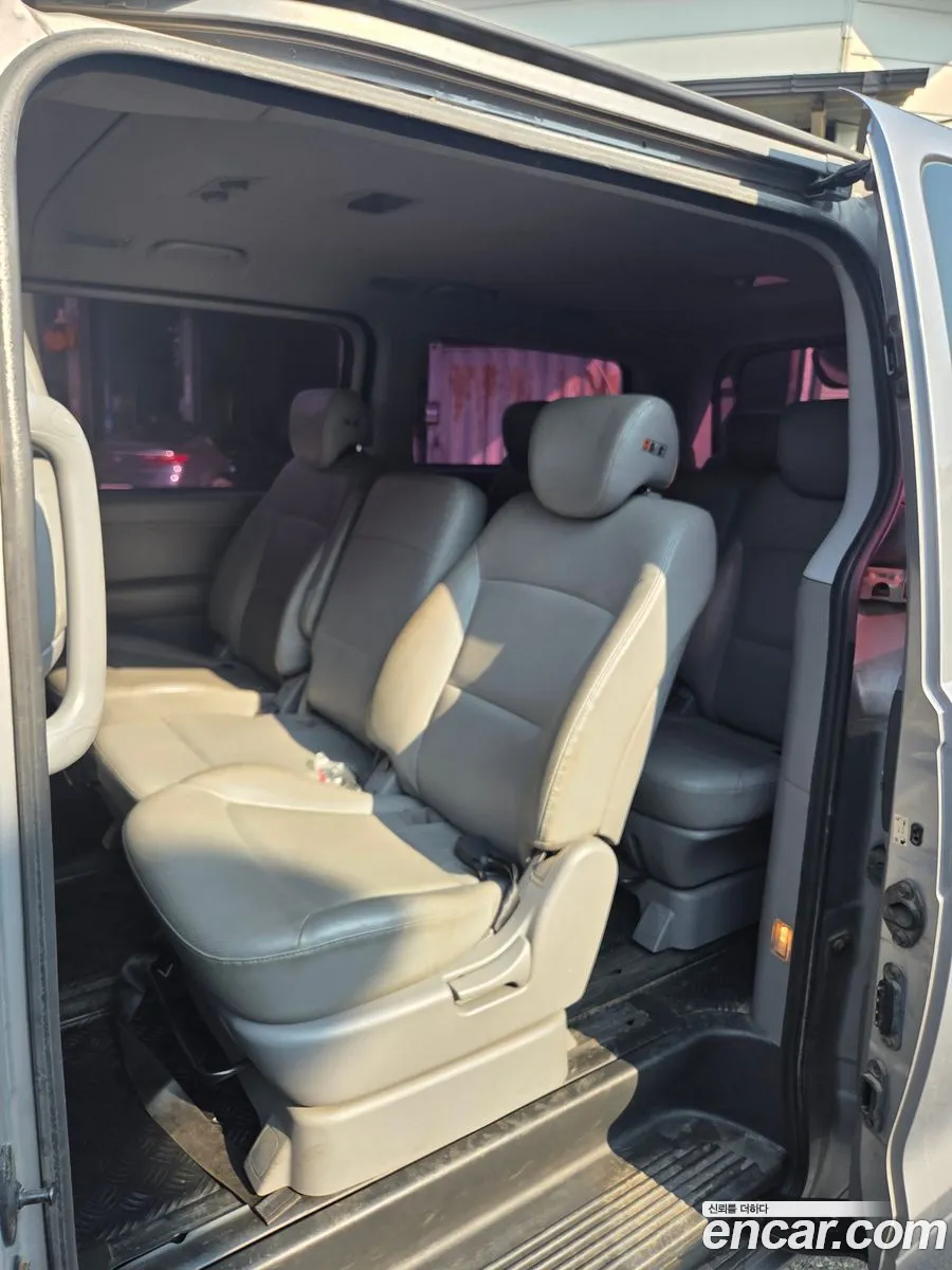 Hyundai Grand Starex 2019 — 19