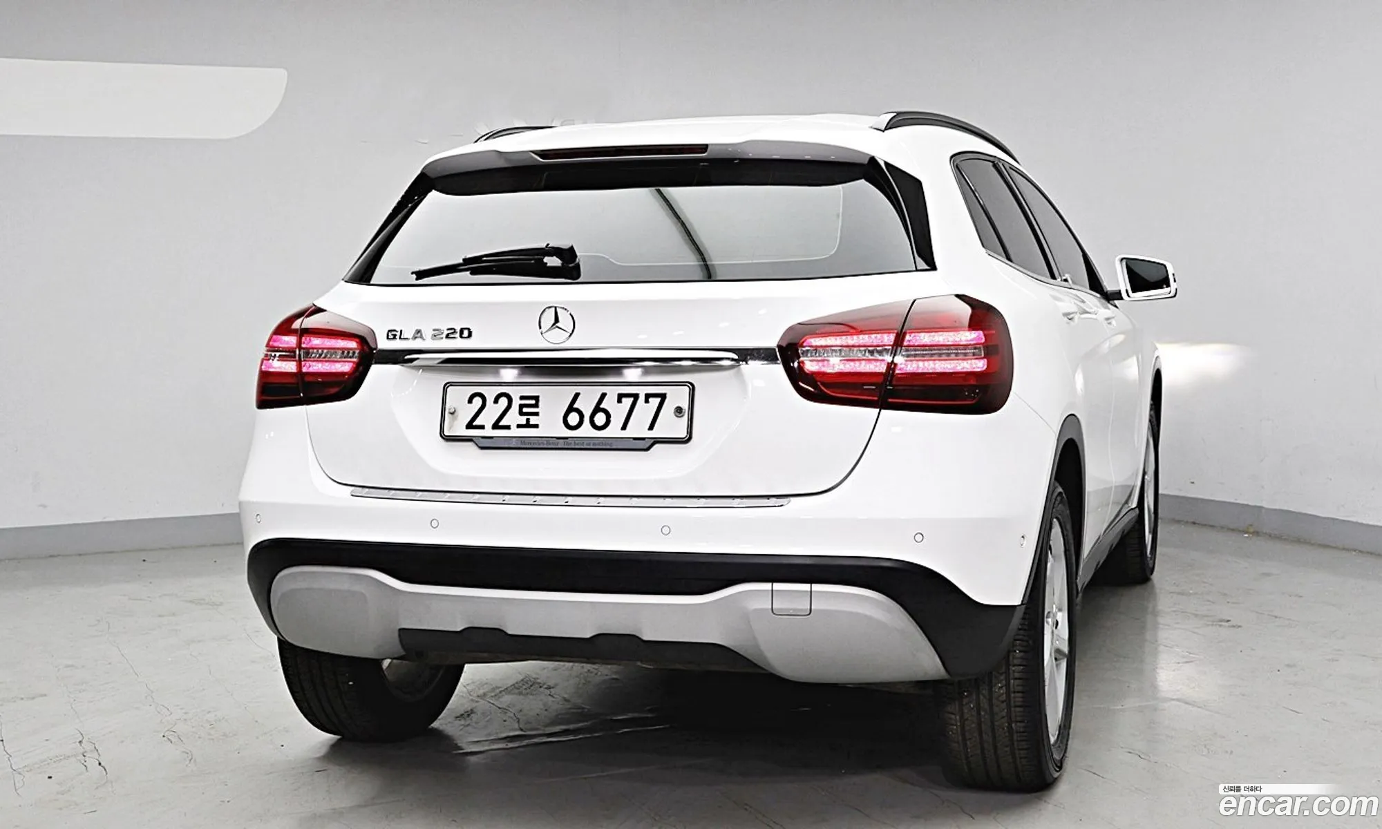 Mercedes-Benz GLA-Class X156 2018 — 14